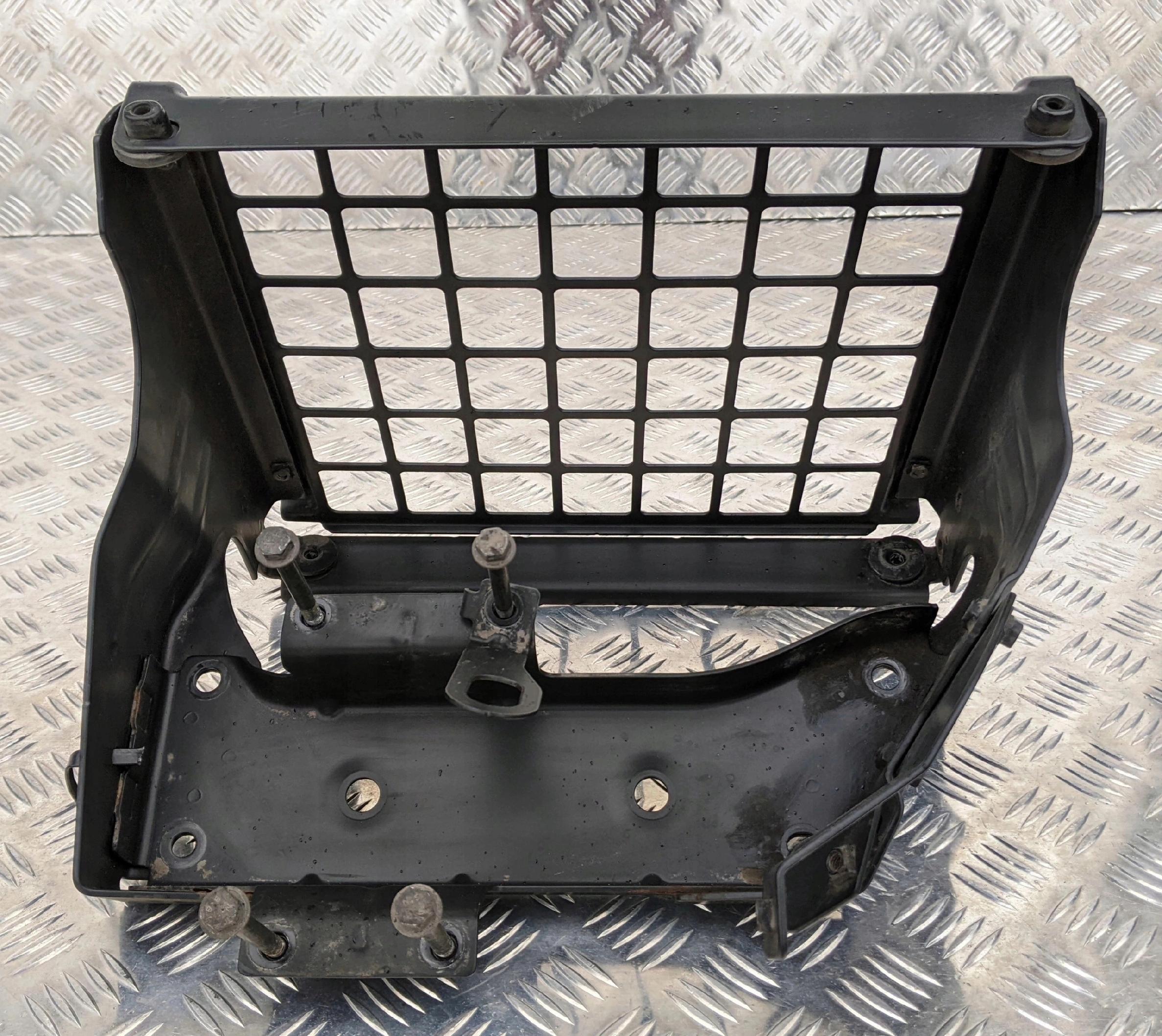 9898cb7a5b8004d26574b6932049ae85