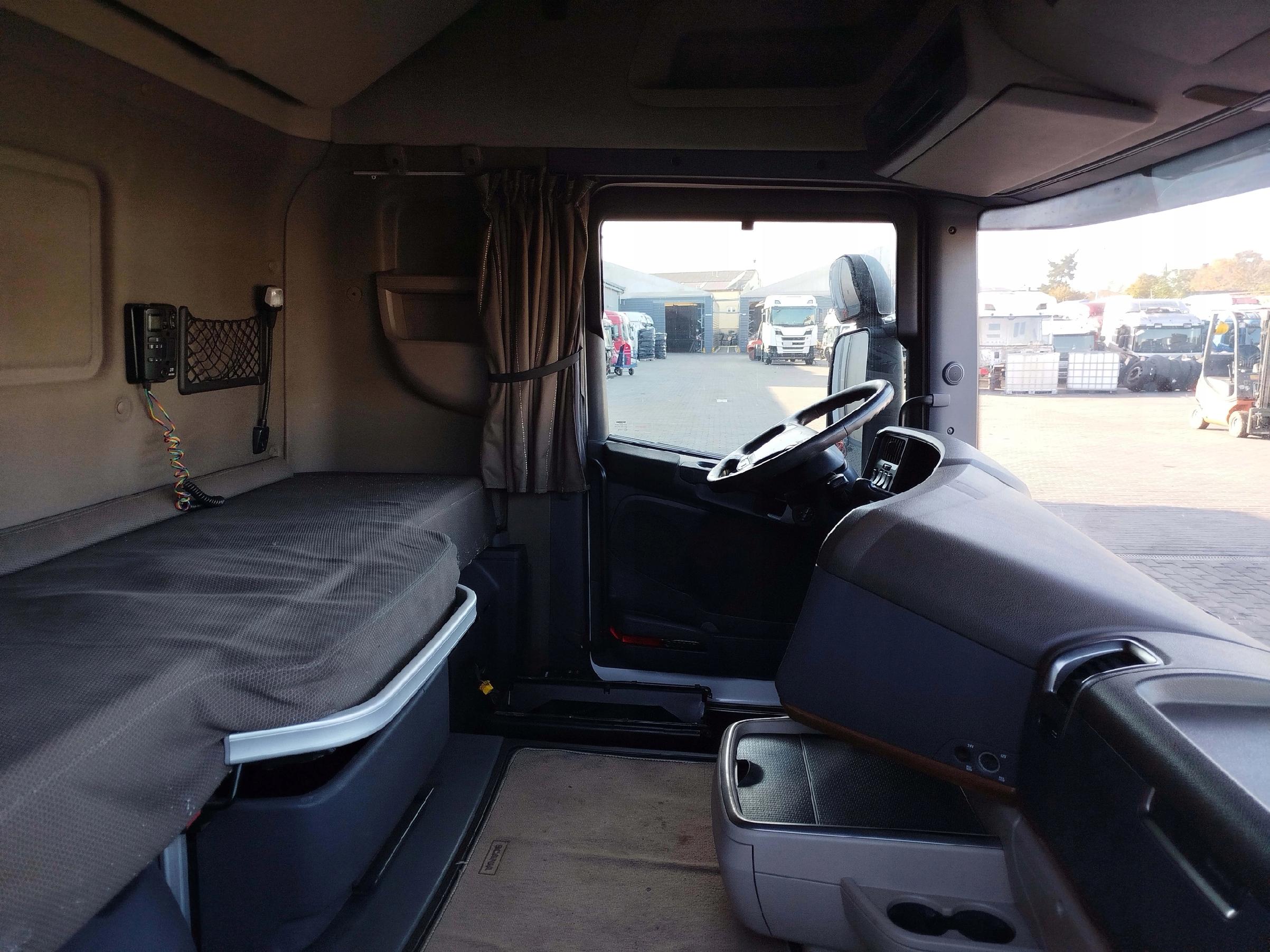 528491f113e449b4e41c8cacae3d1cfe