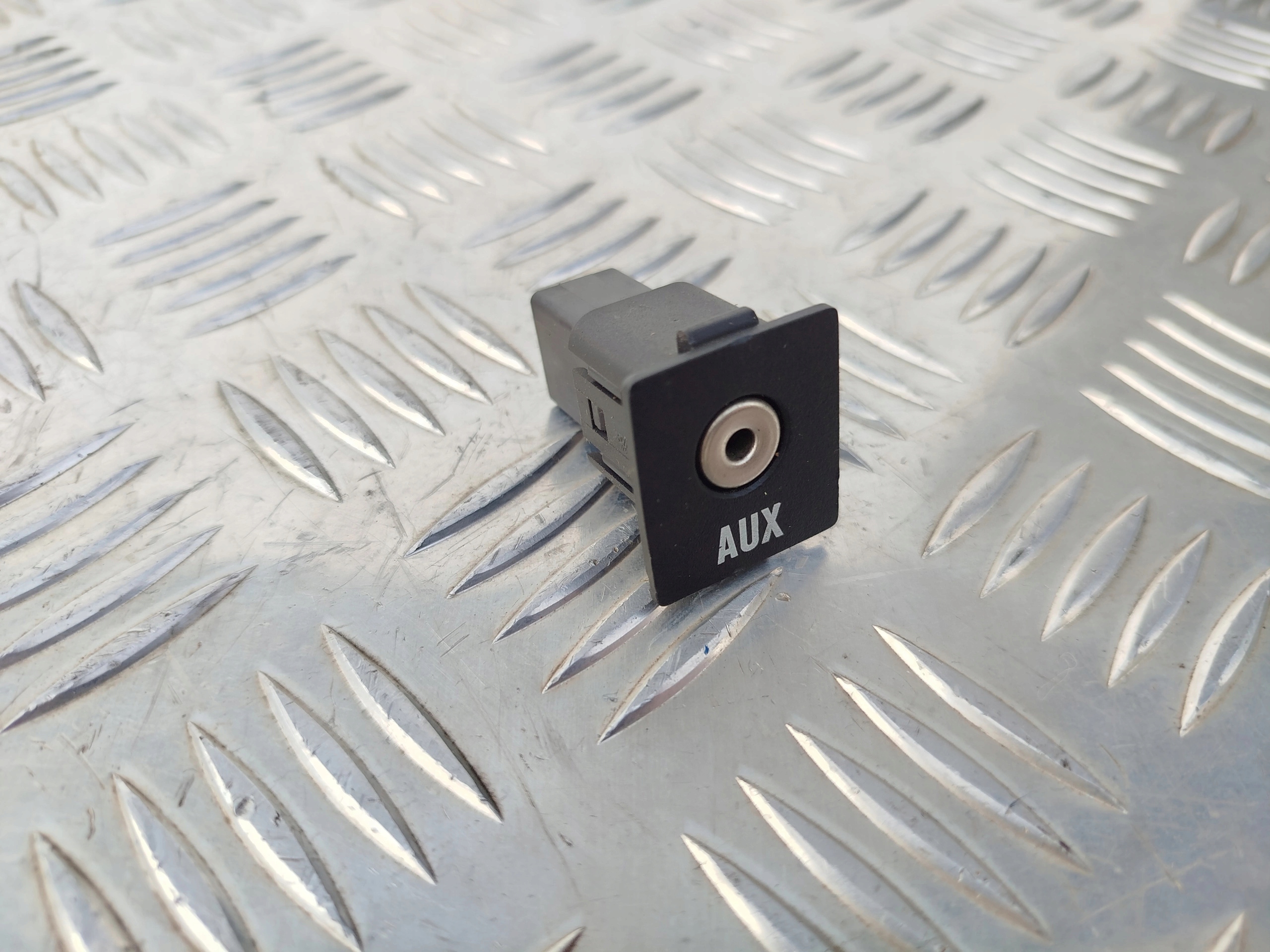 fe65a7d9d44303f5ac9c566925da7be9