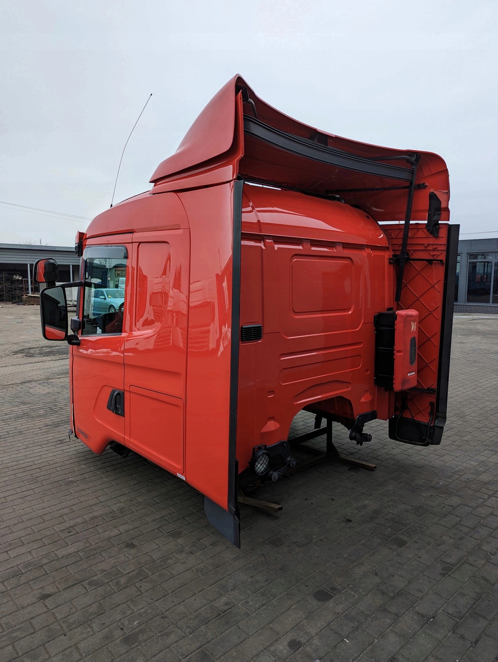 4e64651b27158a4de5aca6885c3b477f