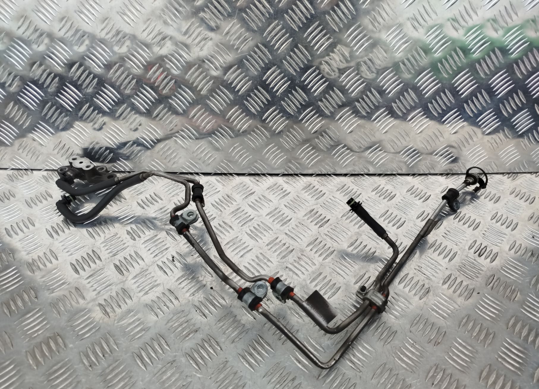 595a35fea907b7a29b0df5b6dc4b81bf