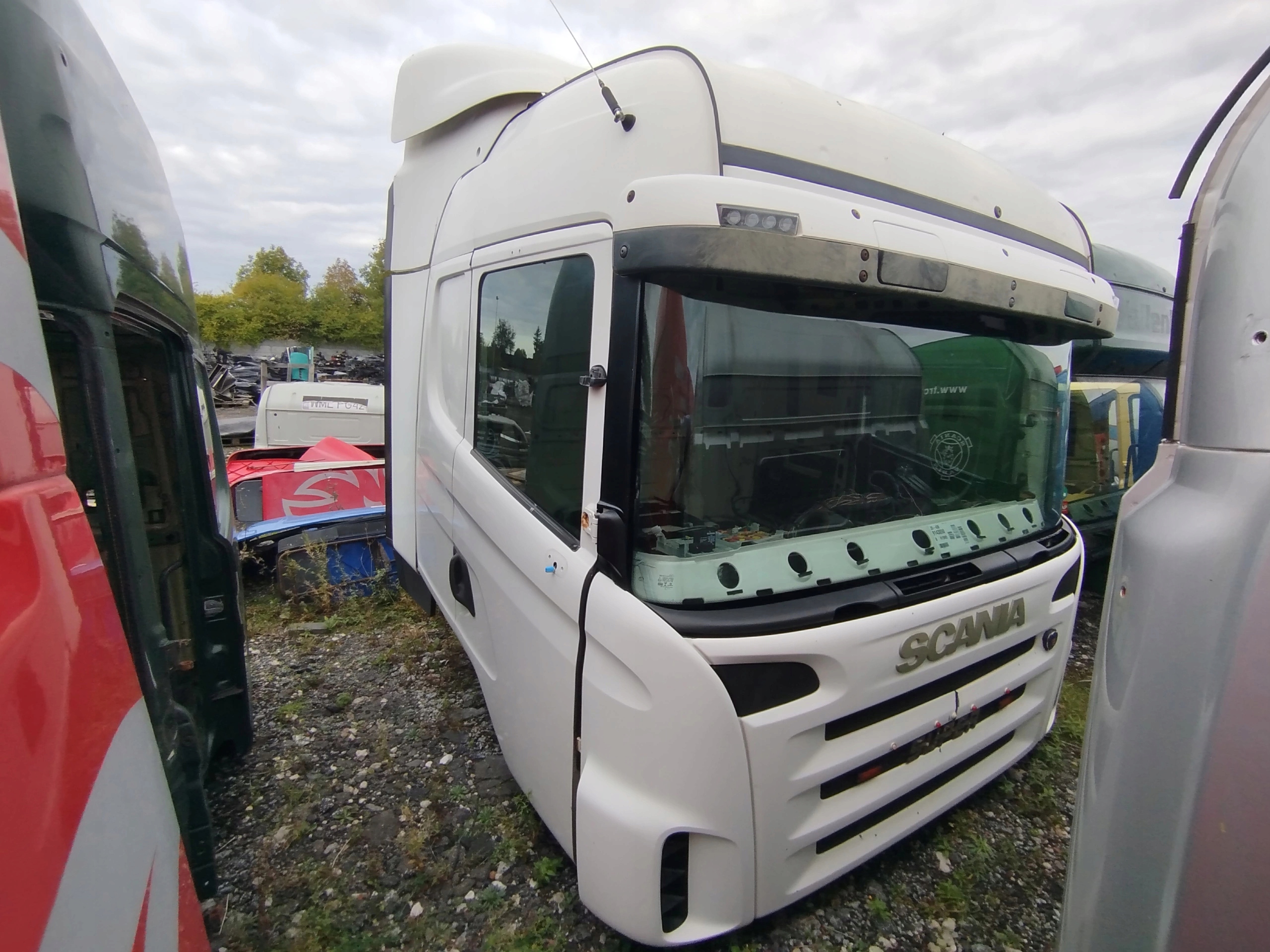 2d6b7af78763d4f8b73a9529292f4fdd