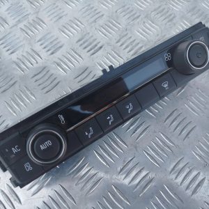 8d9b1a74e3508e057165f6618dd79bba