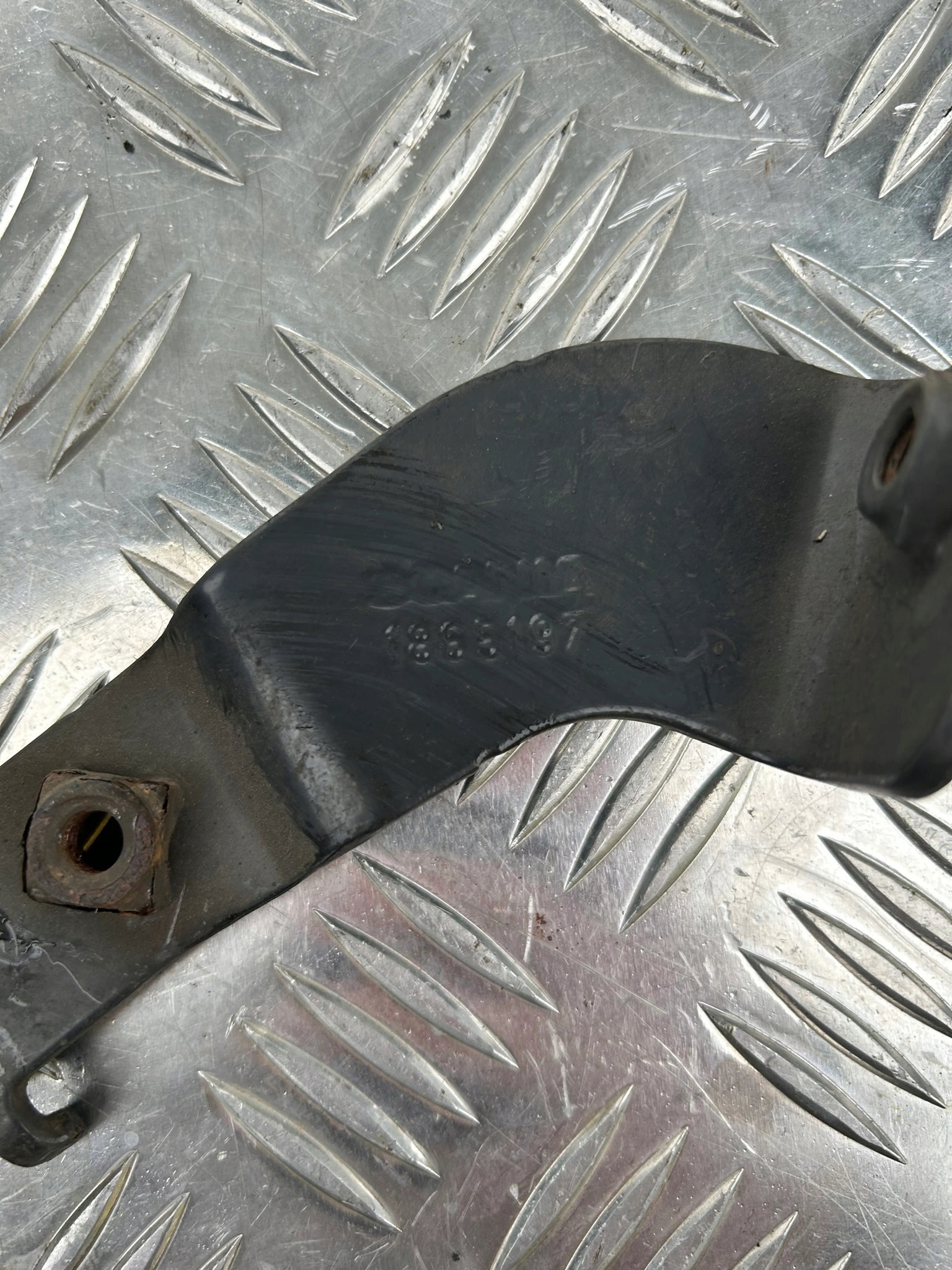 ced3bdfdb5a3dc67adddf3ee576a8984