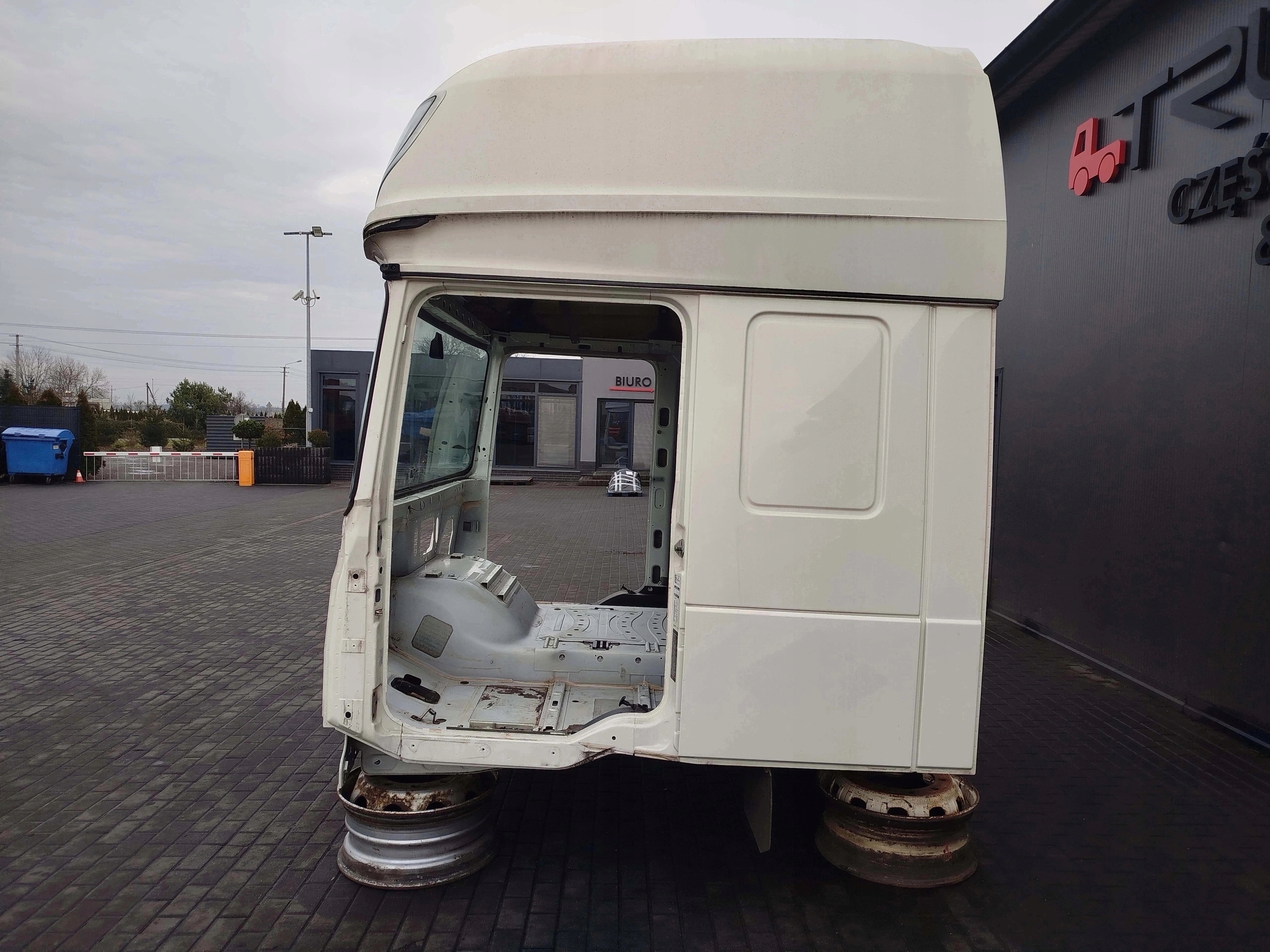 3acdcd8b58152b1e96bb0c3e718622db