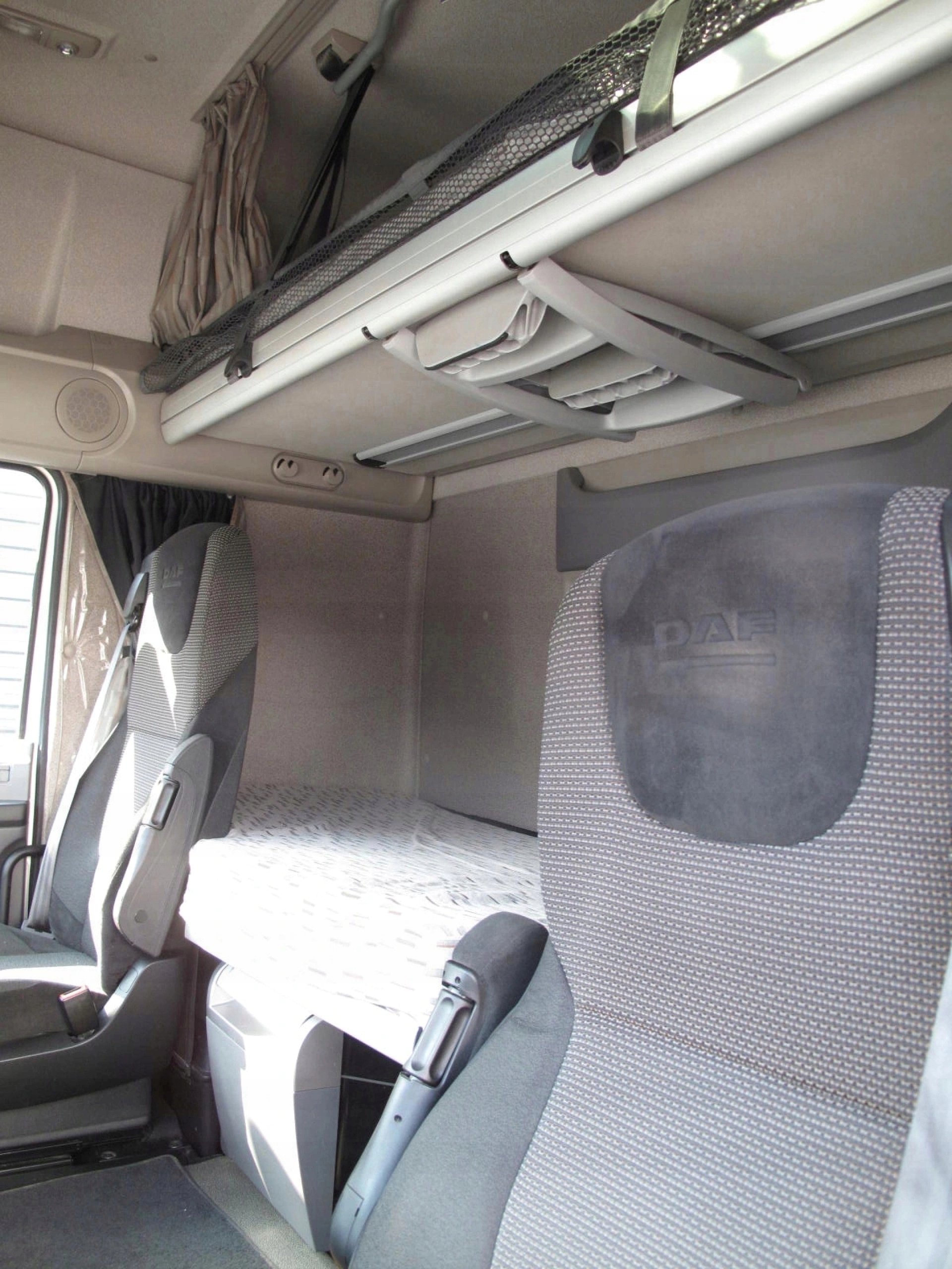 6afa203f8c4189f3b0666c65ea96eec3