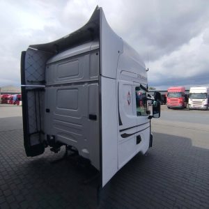 e1e4651f9fbbb7e306c7ef8fc54f1c2f