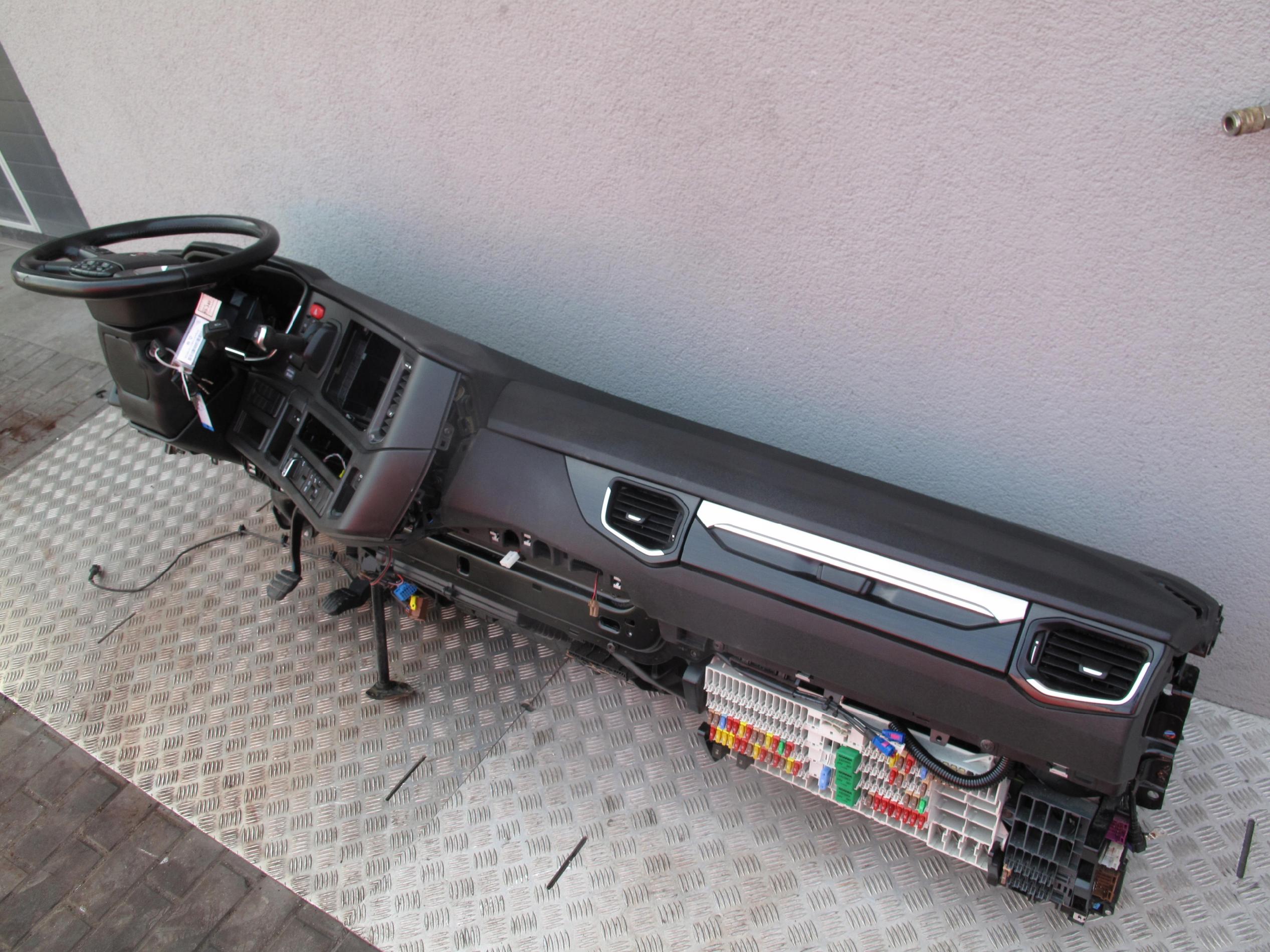 1c5193a5c2e4d7f30539e7ce43e69f20