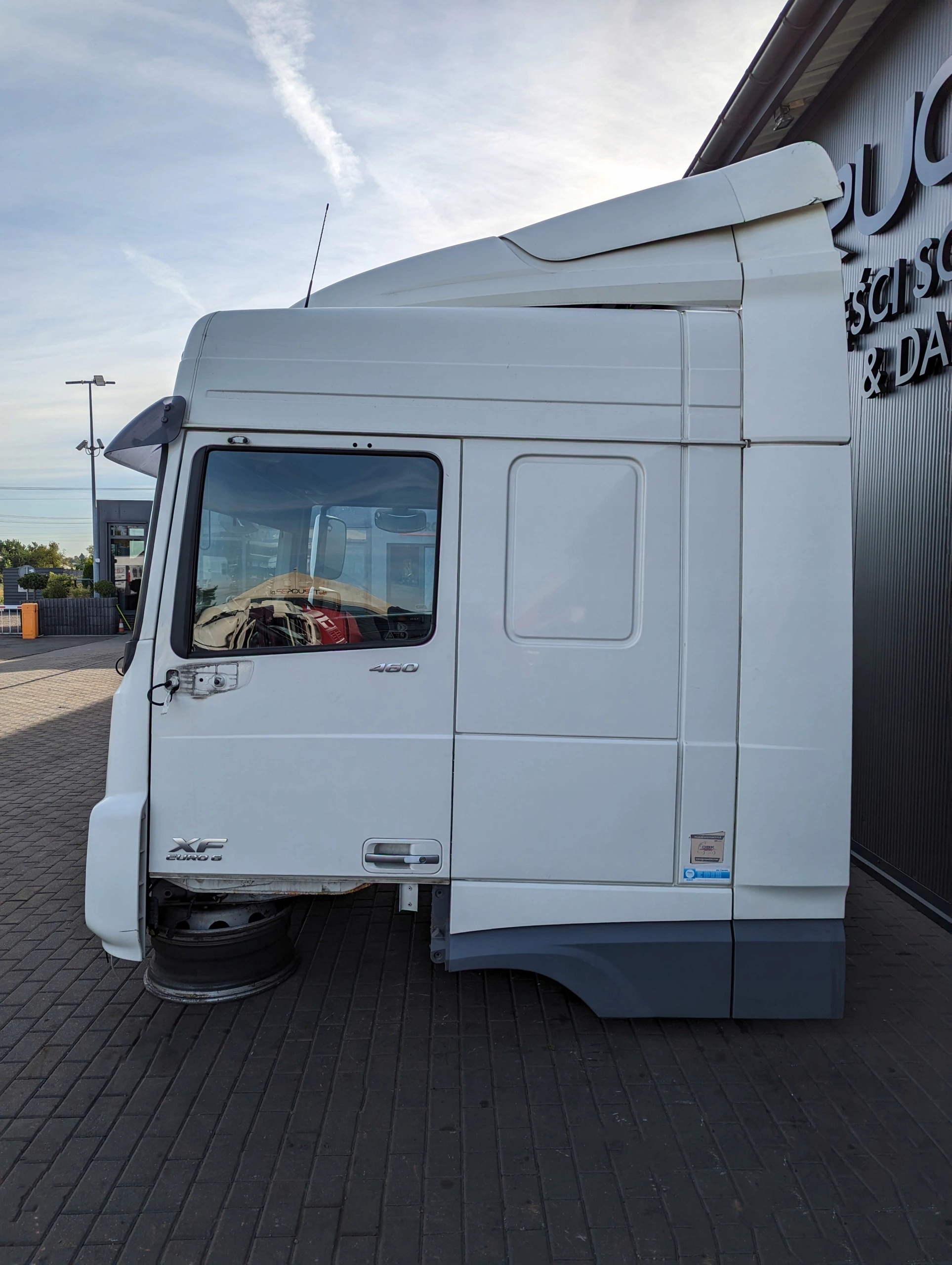 4055c013f5715120f2c823ea8dc580a7