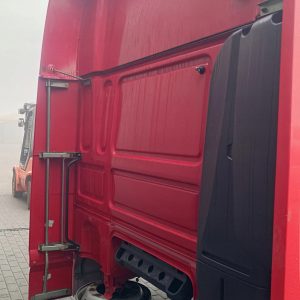 ead91fd2a504e83d9cb0c17471185abe