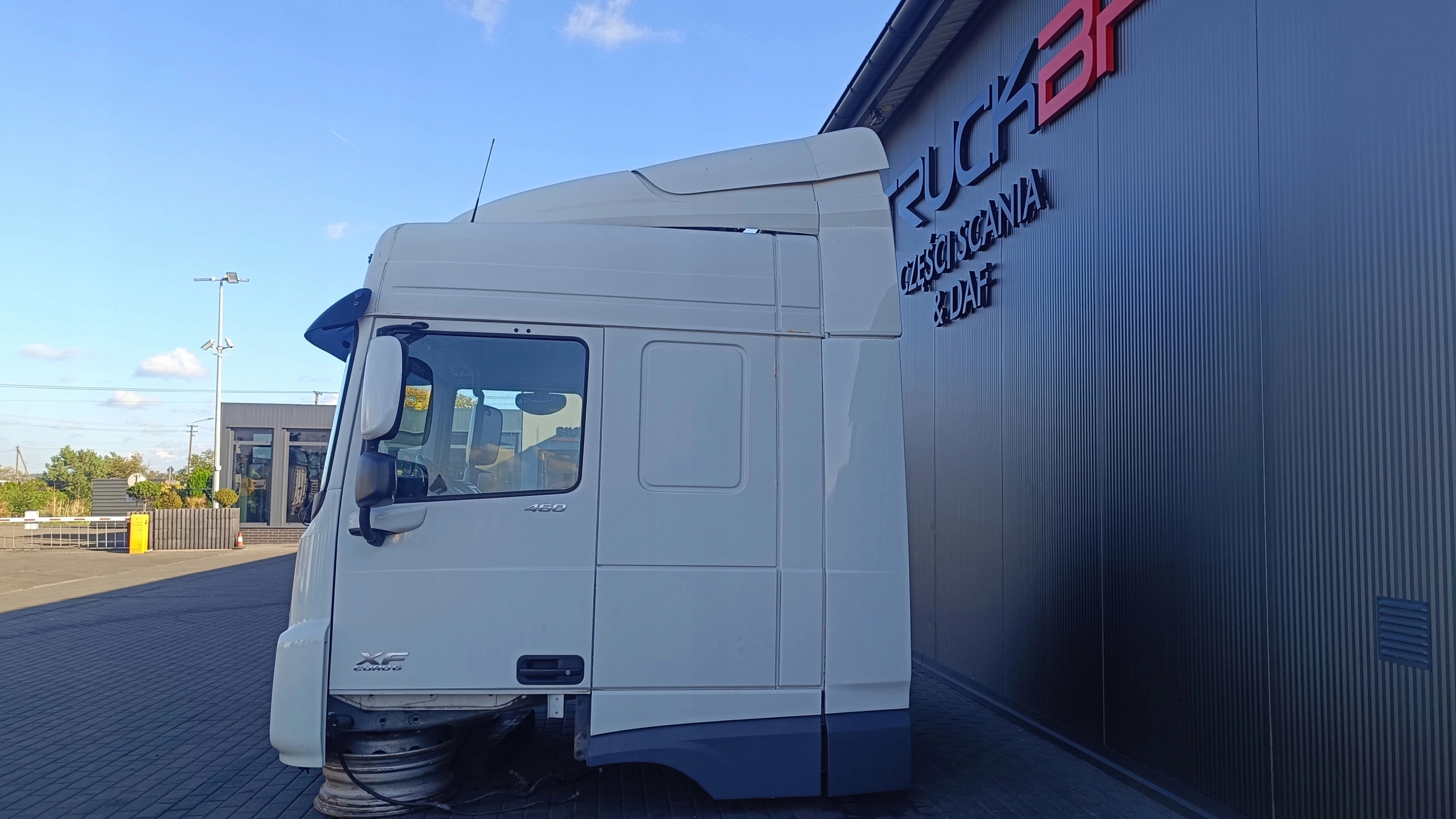 75f987348f796bdb154872091a3fe769