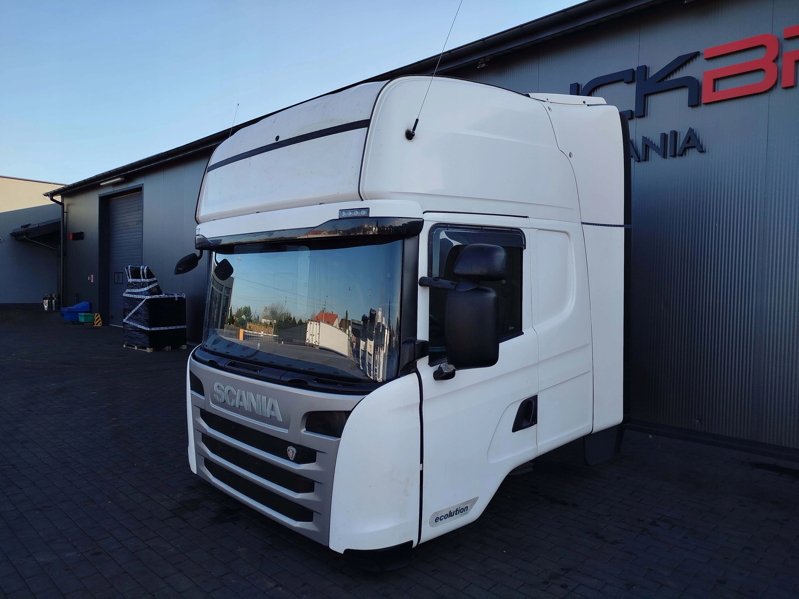 460c0b9842f346db30f570f9e7dacaf2