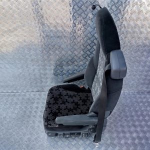 ecd6d675c89982165a35bc9fe1ccb693