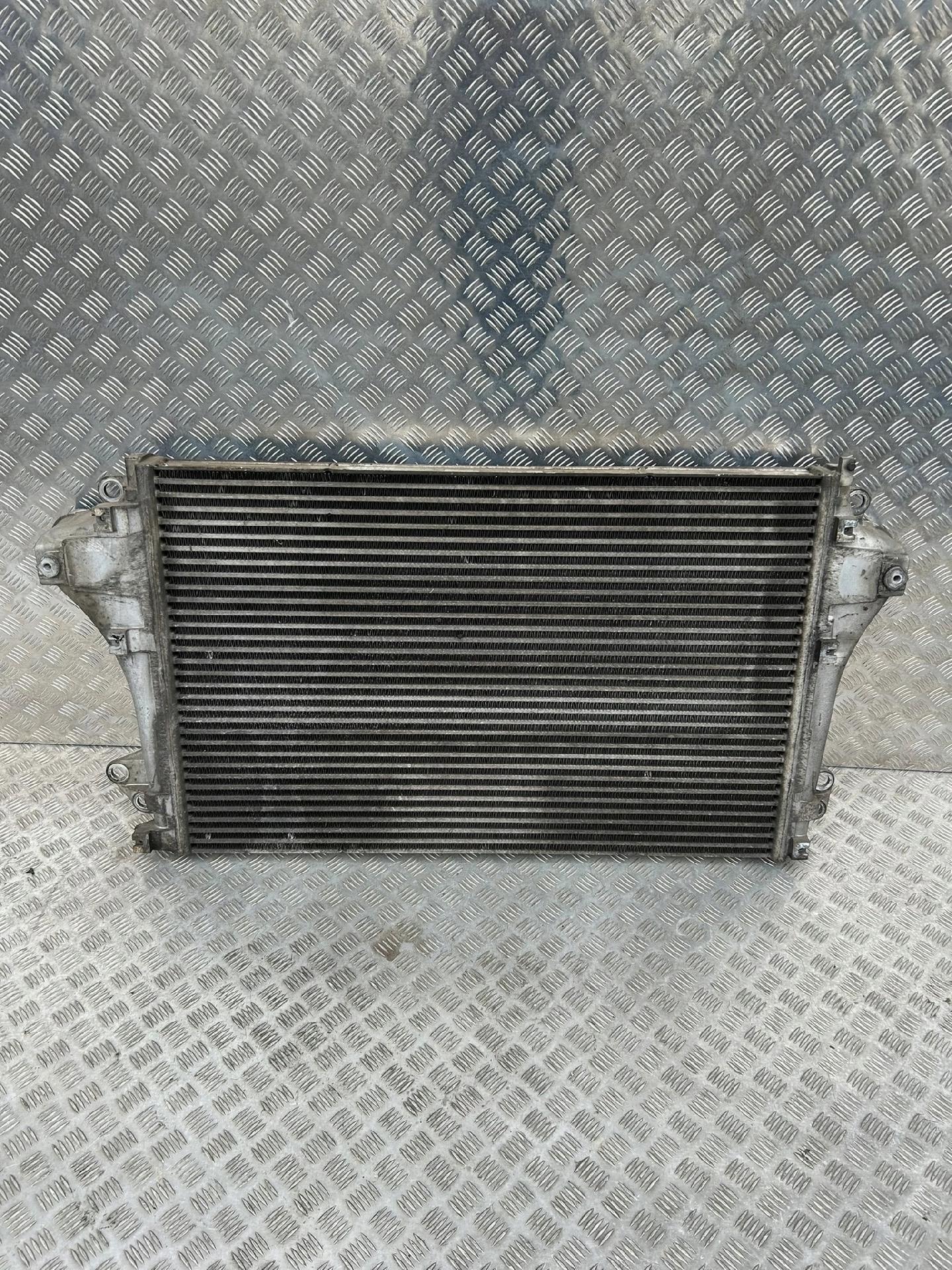 b8edc42d652b68ec522dcc8d7360c04e