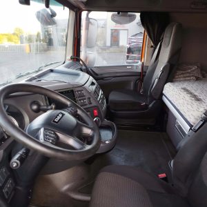 e9b24586865f10de84b6606a391d21ef