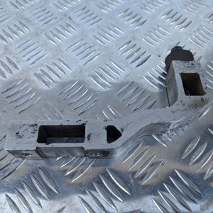 98573b1ada8e91af23a69dc90e6f682d