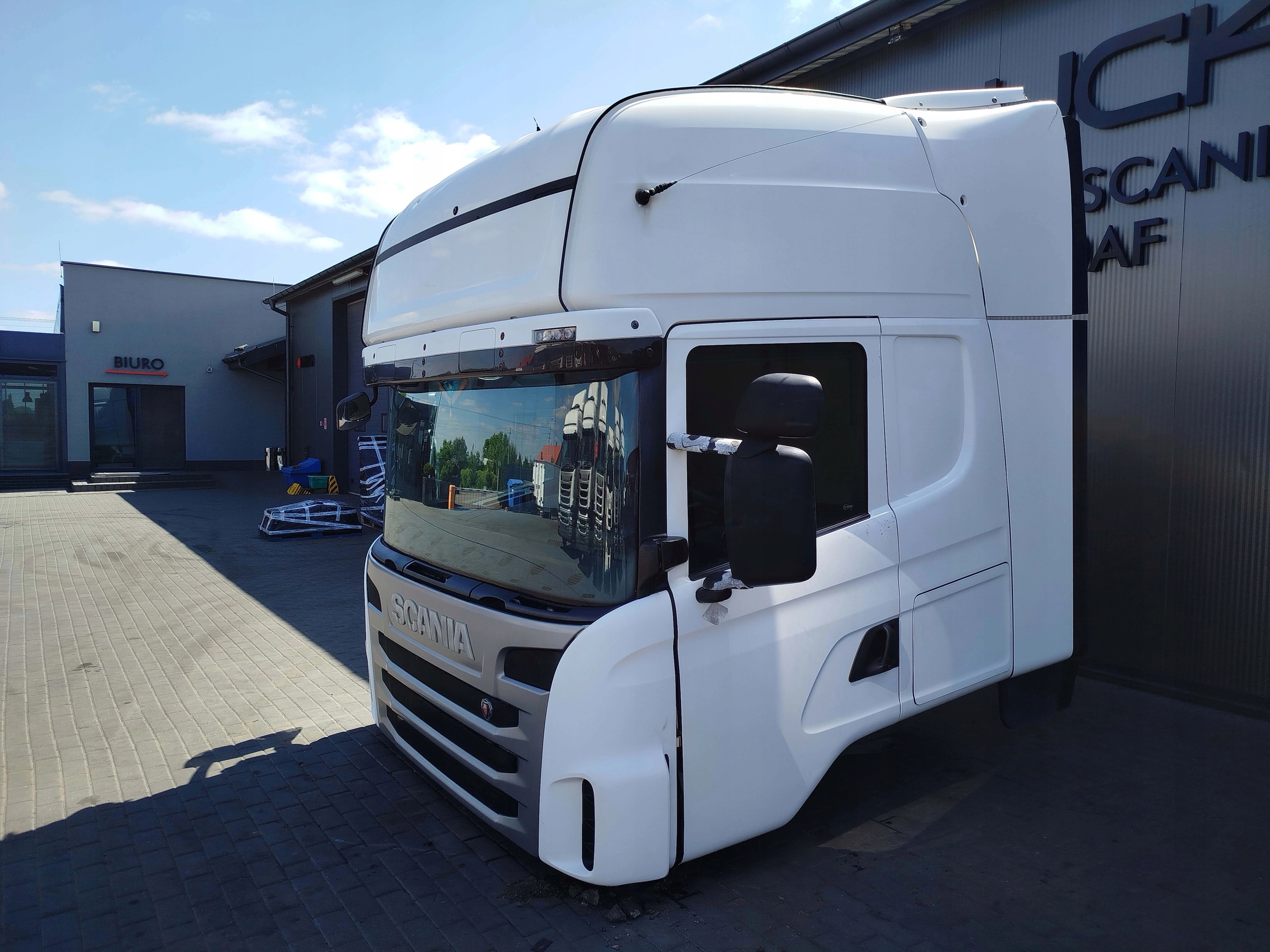 9fb703e195362971e548171919e63699