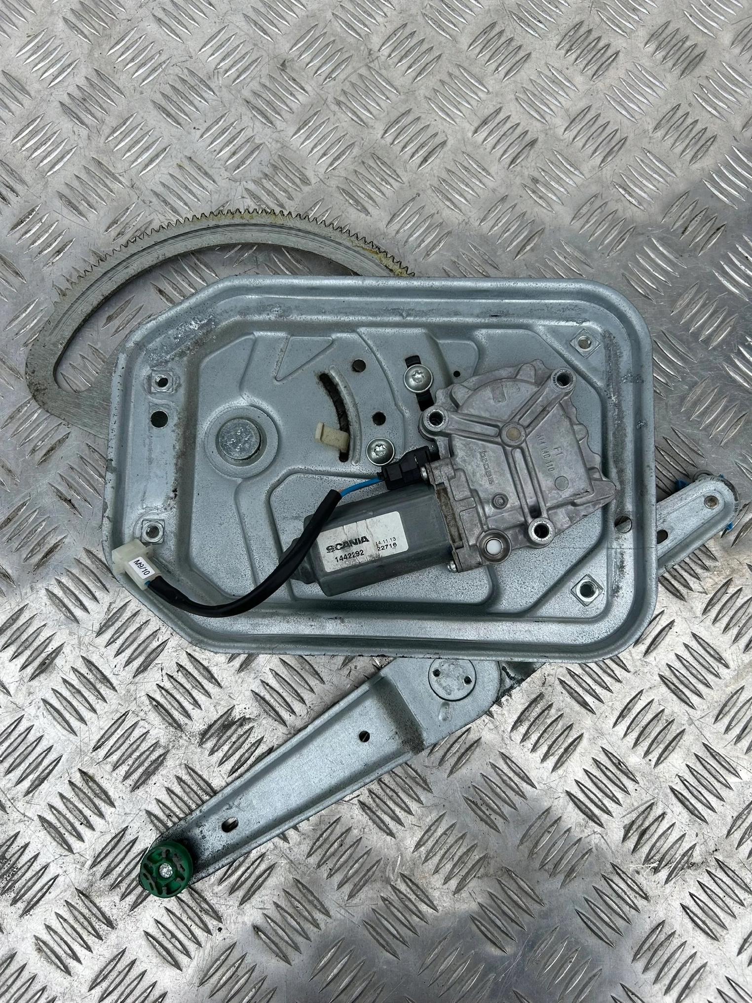 94b79f482456aa3240b2159e553eaf0e