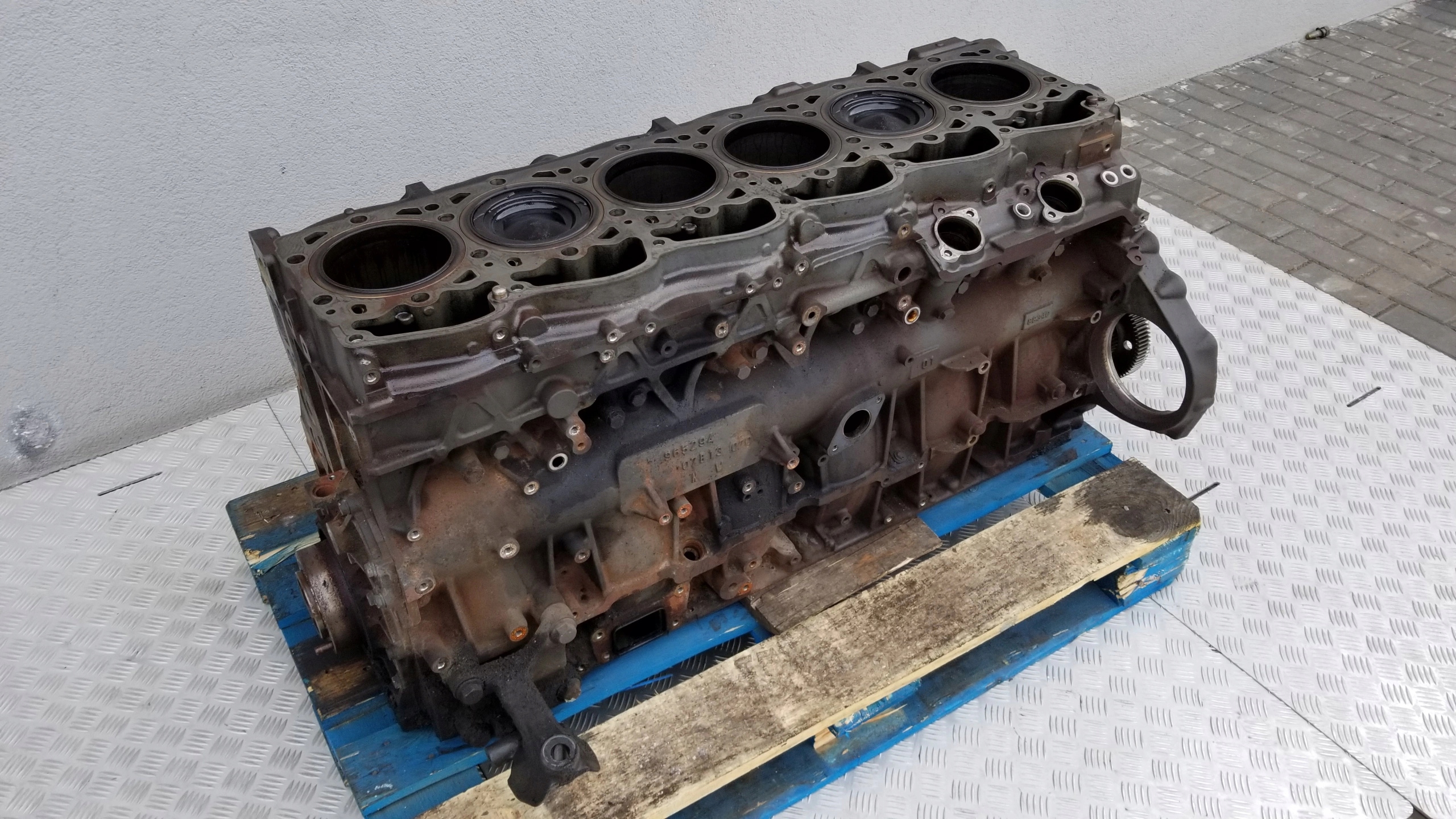 5b8a3025701e93ef67d7e006fc9f5111