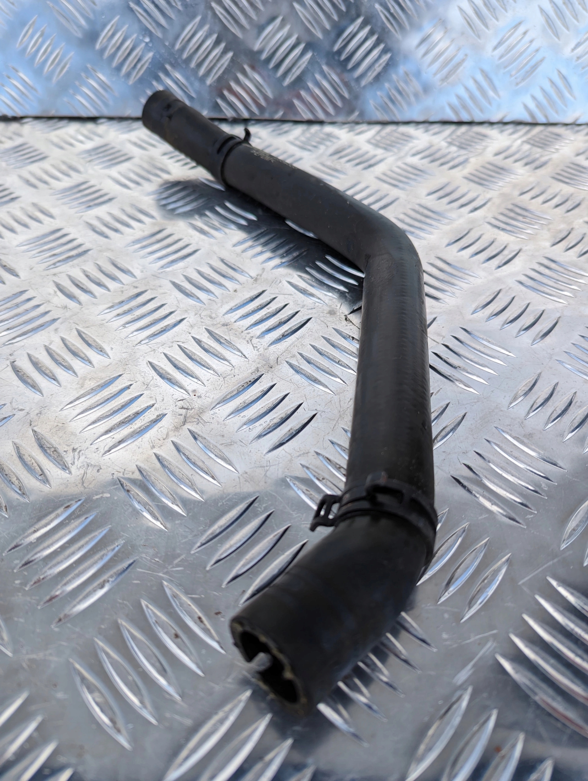 037bcf3a9d6d2831d9df954b80eaac0c