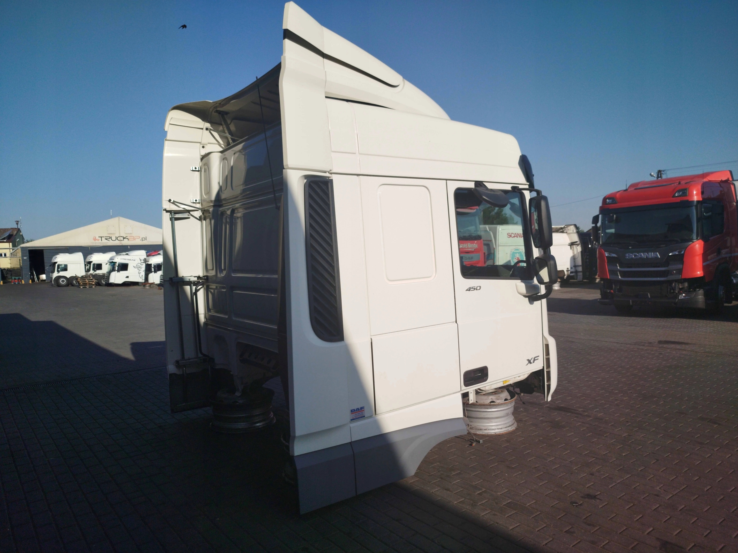 ba6ae2f4f64a090cc930e3a7ac5e7fa2