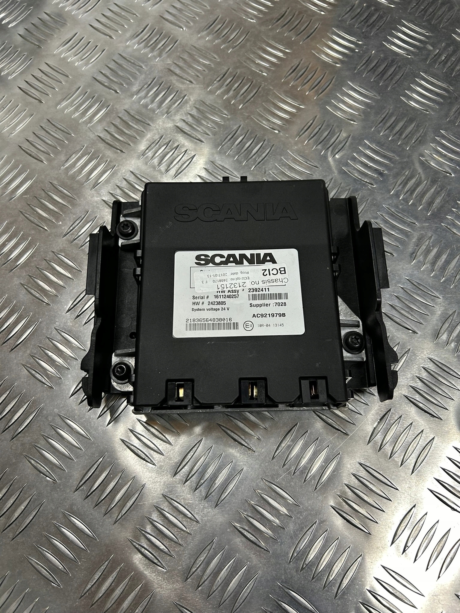 27e83df9e4146cca8a947074ba173542