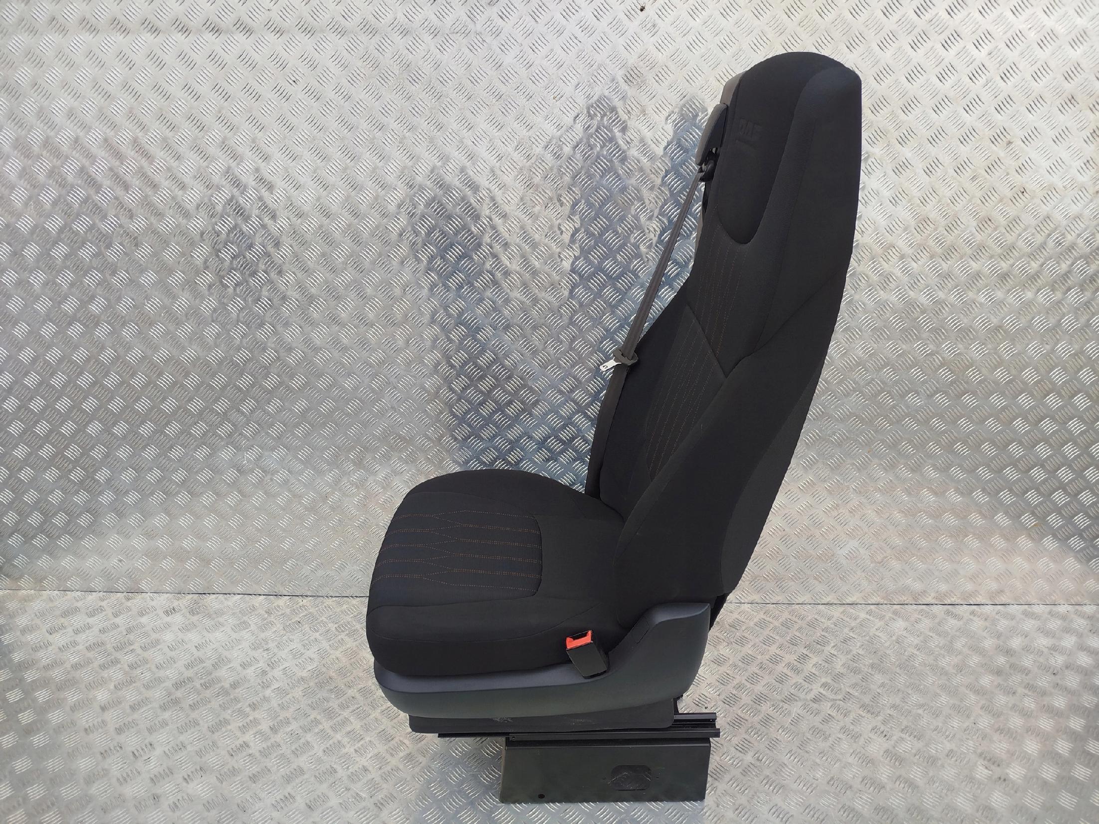 8100845131fa4a3a87b1b1b86b65fd04