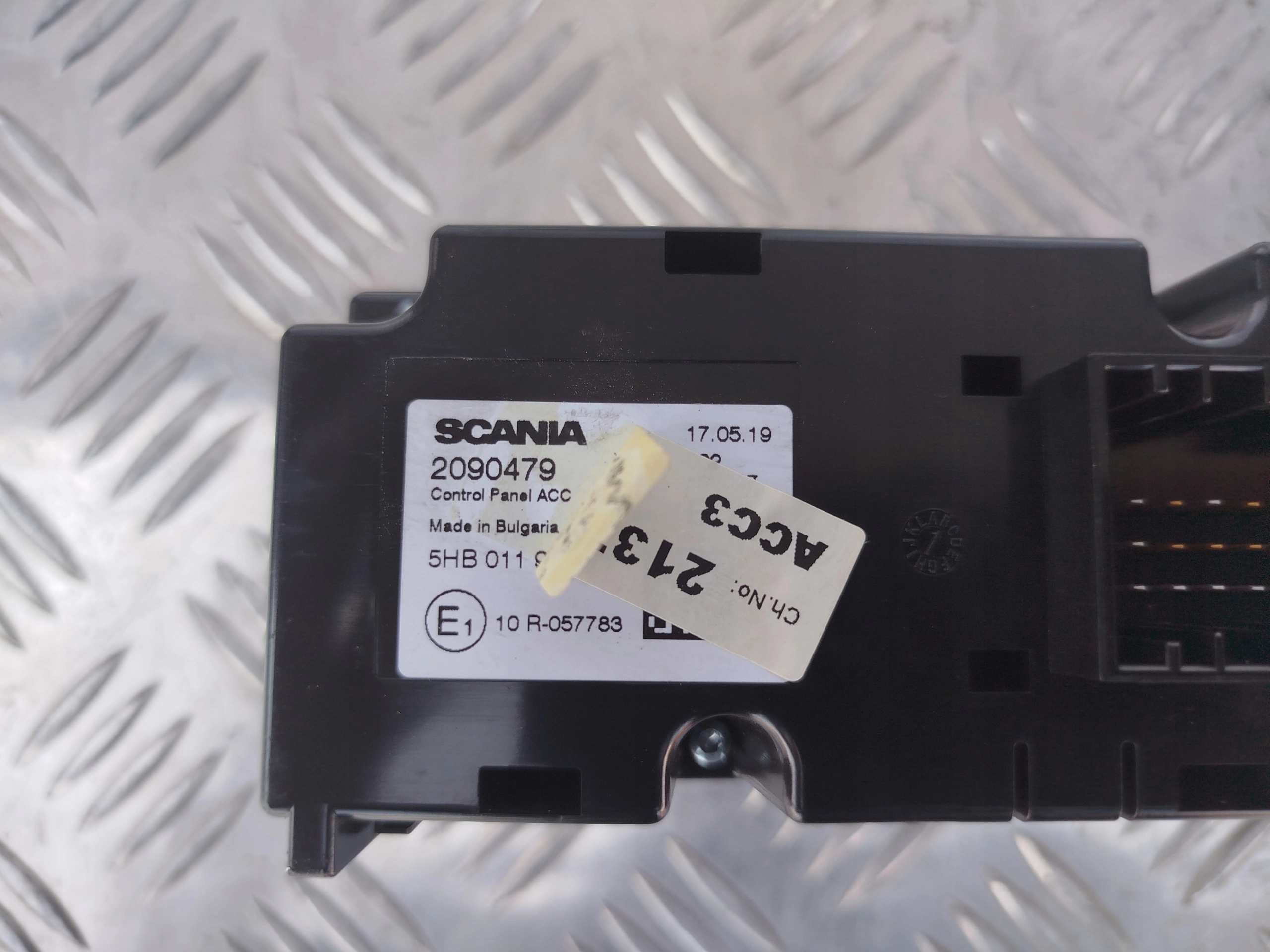 697362229067cbc915e1e463f7ed3e08