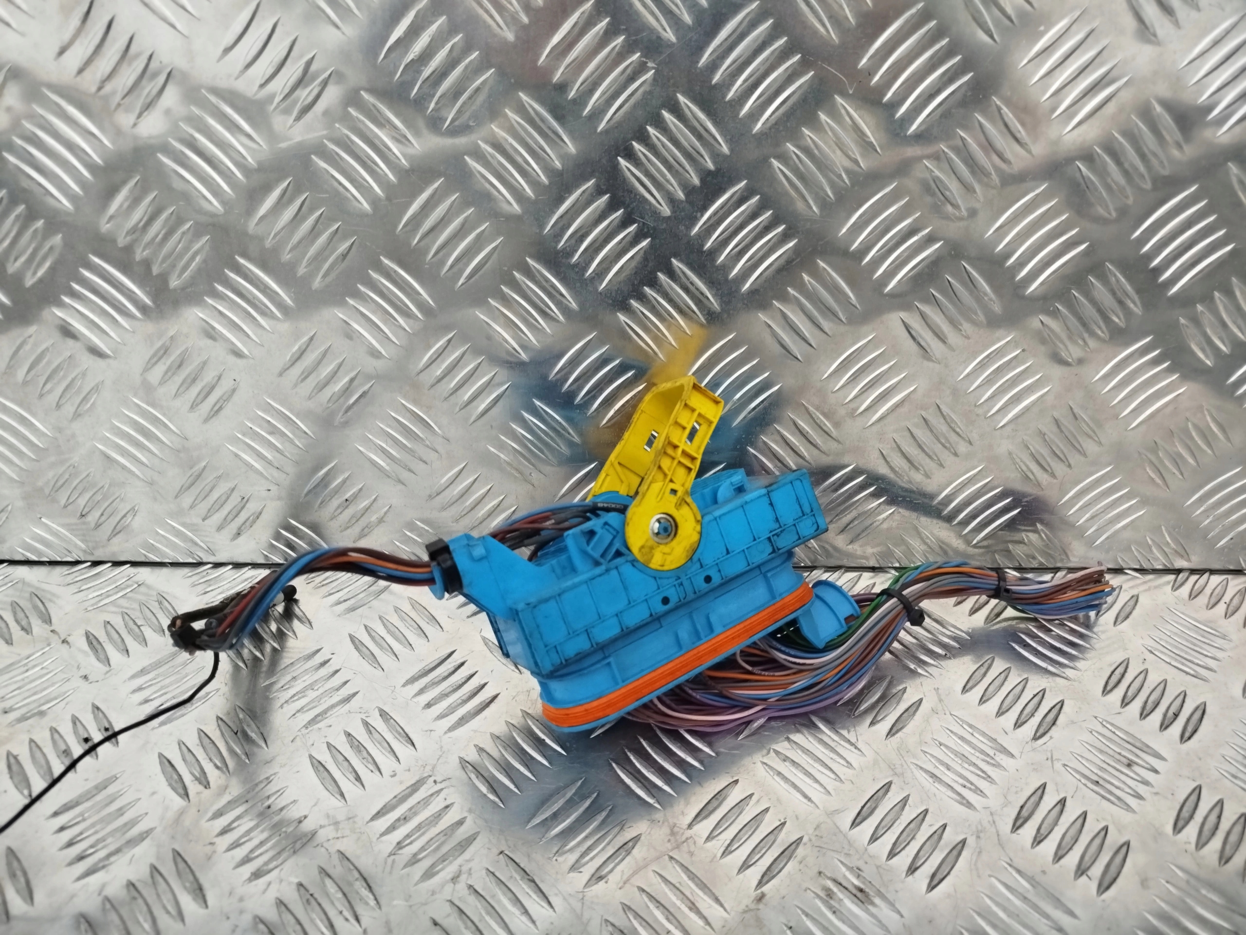 62cb8e41229f8912ec61d9900d36ccc1