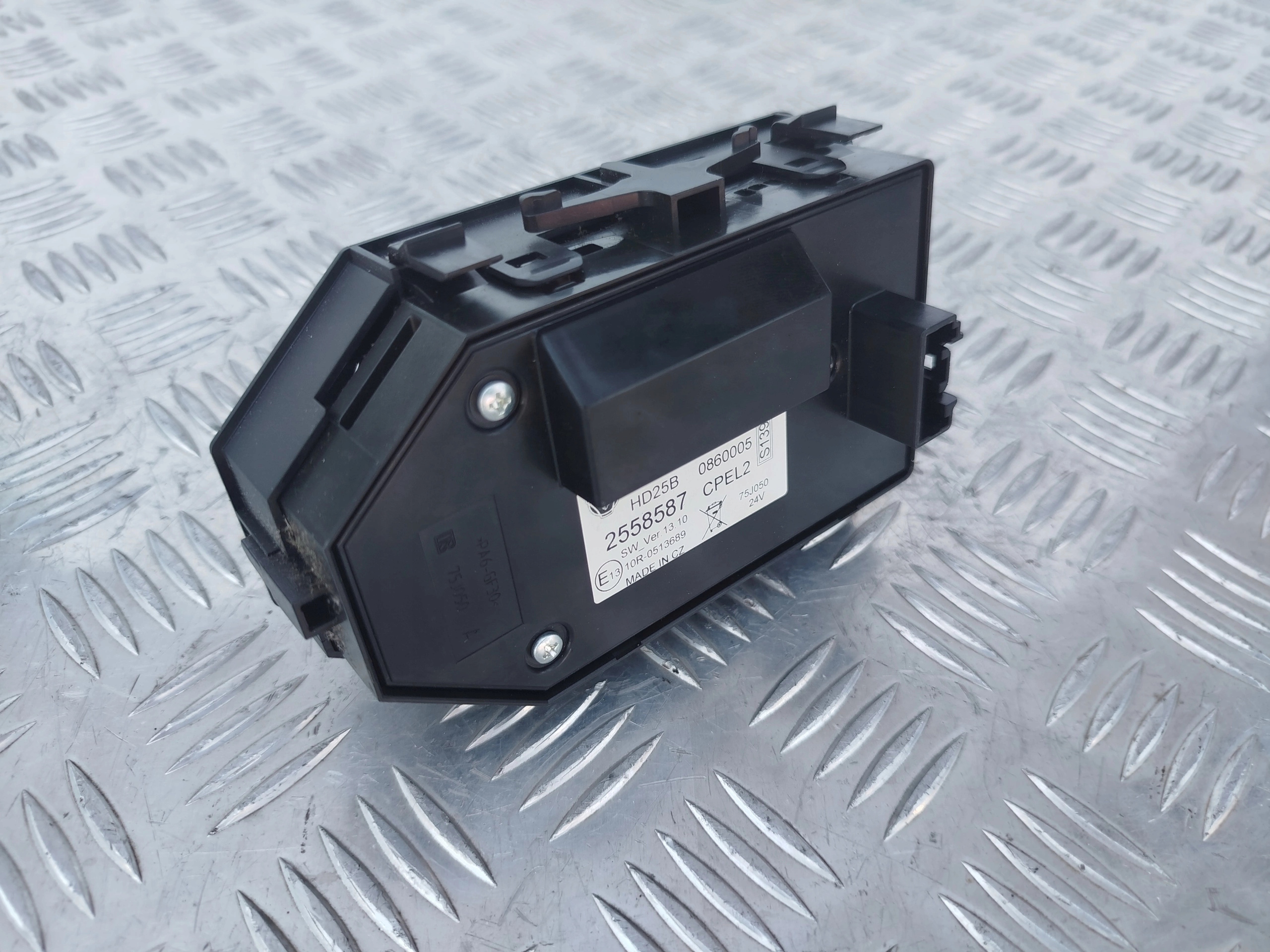 5e3074162d1bb691e82a53adc6bb1a5c