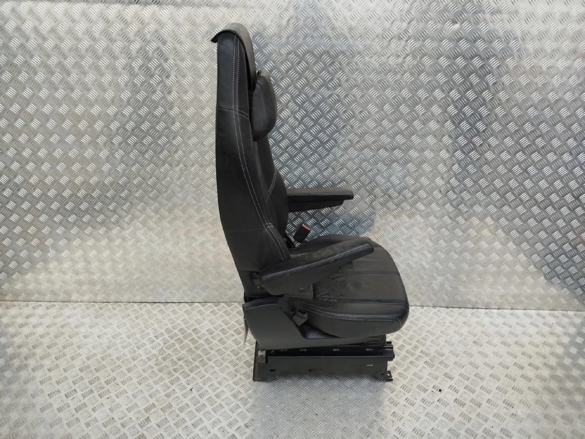 0fe4c1dd7d105cfd93ef210ecea7602a