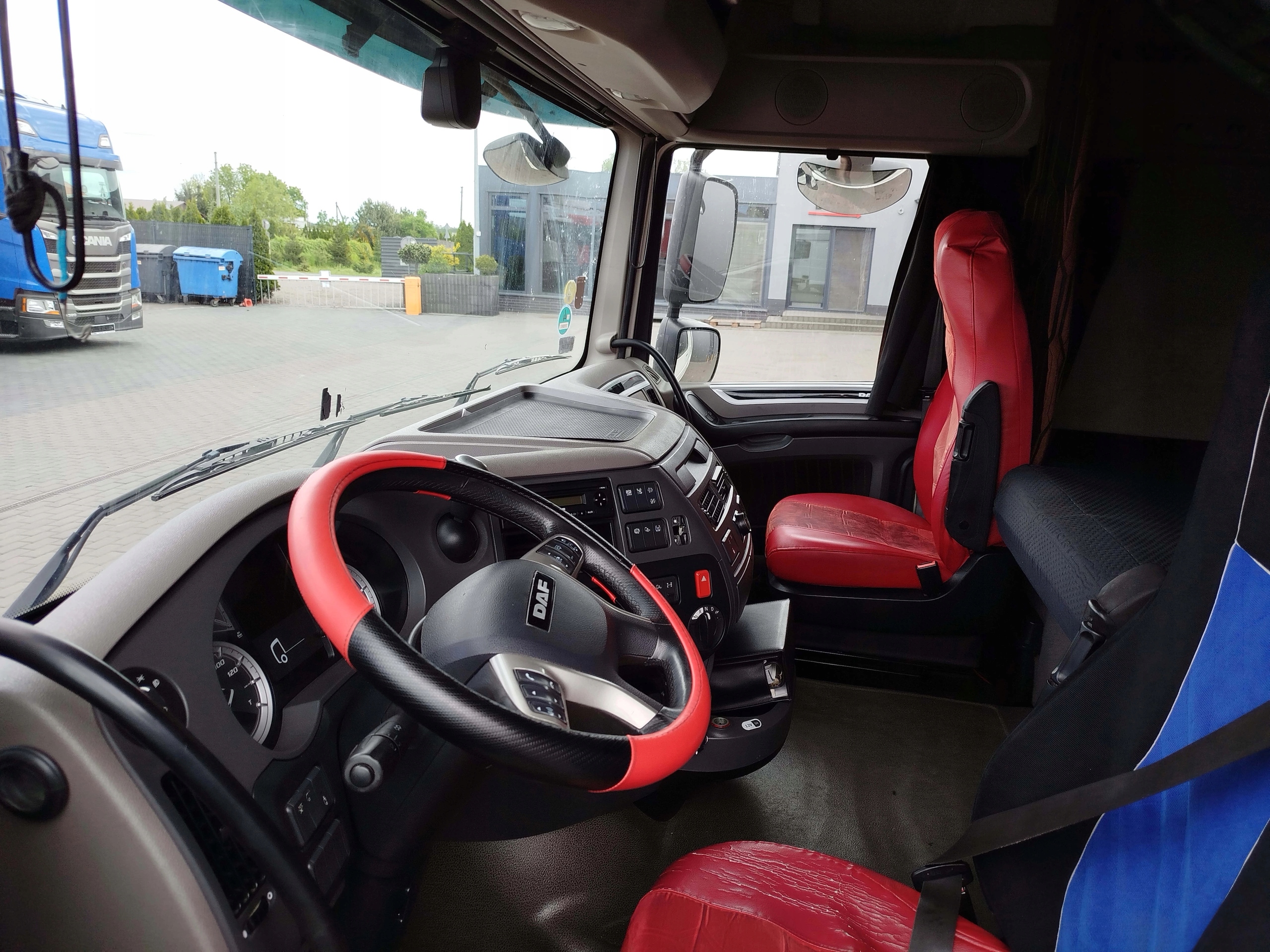 2ea51997a03d1bf3ec214222a5dd8cc0