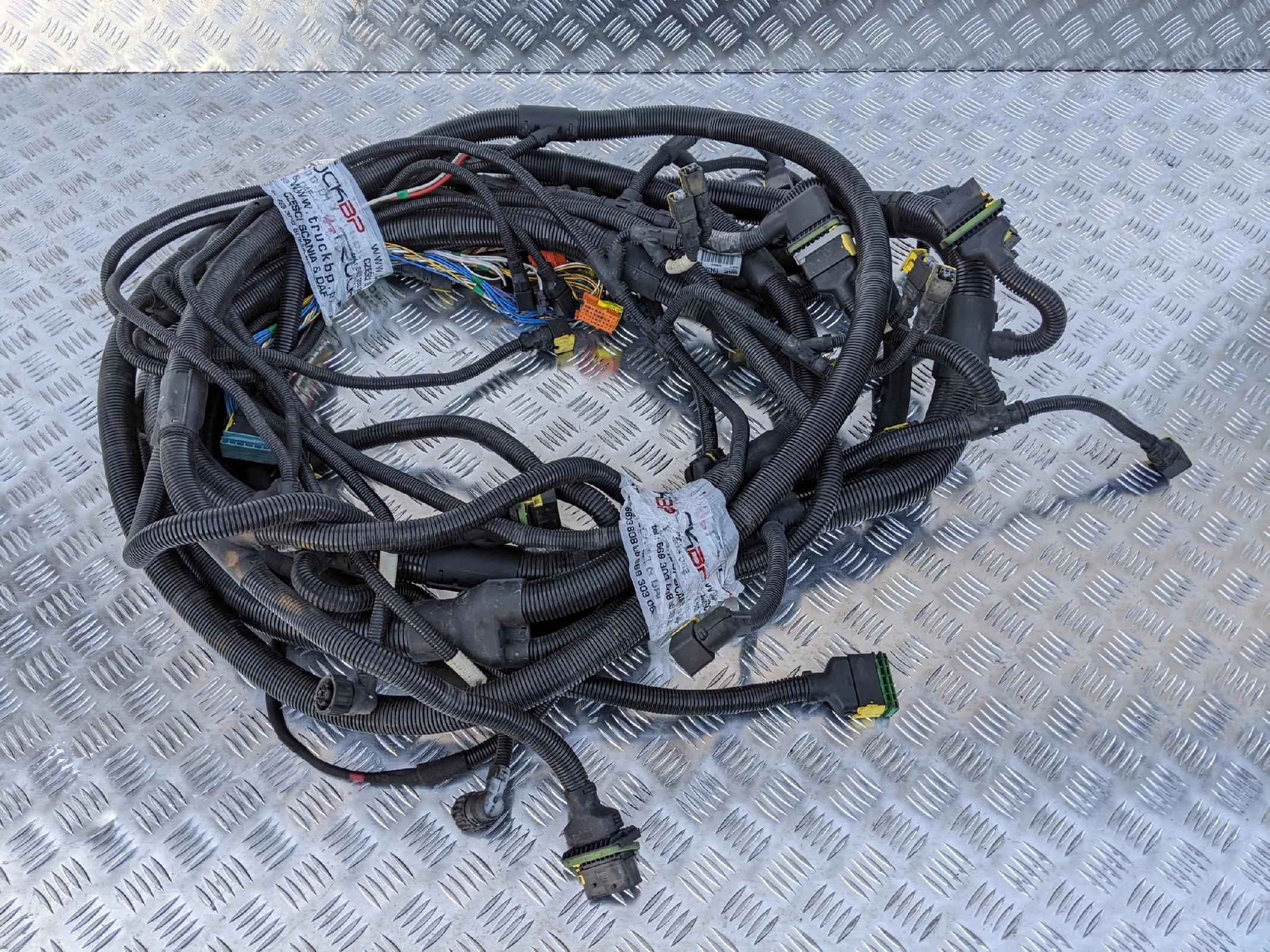 6e2871d7d8851e9bb7cfbff6d08652a1