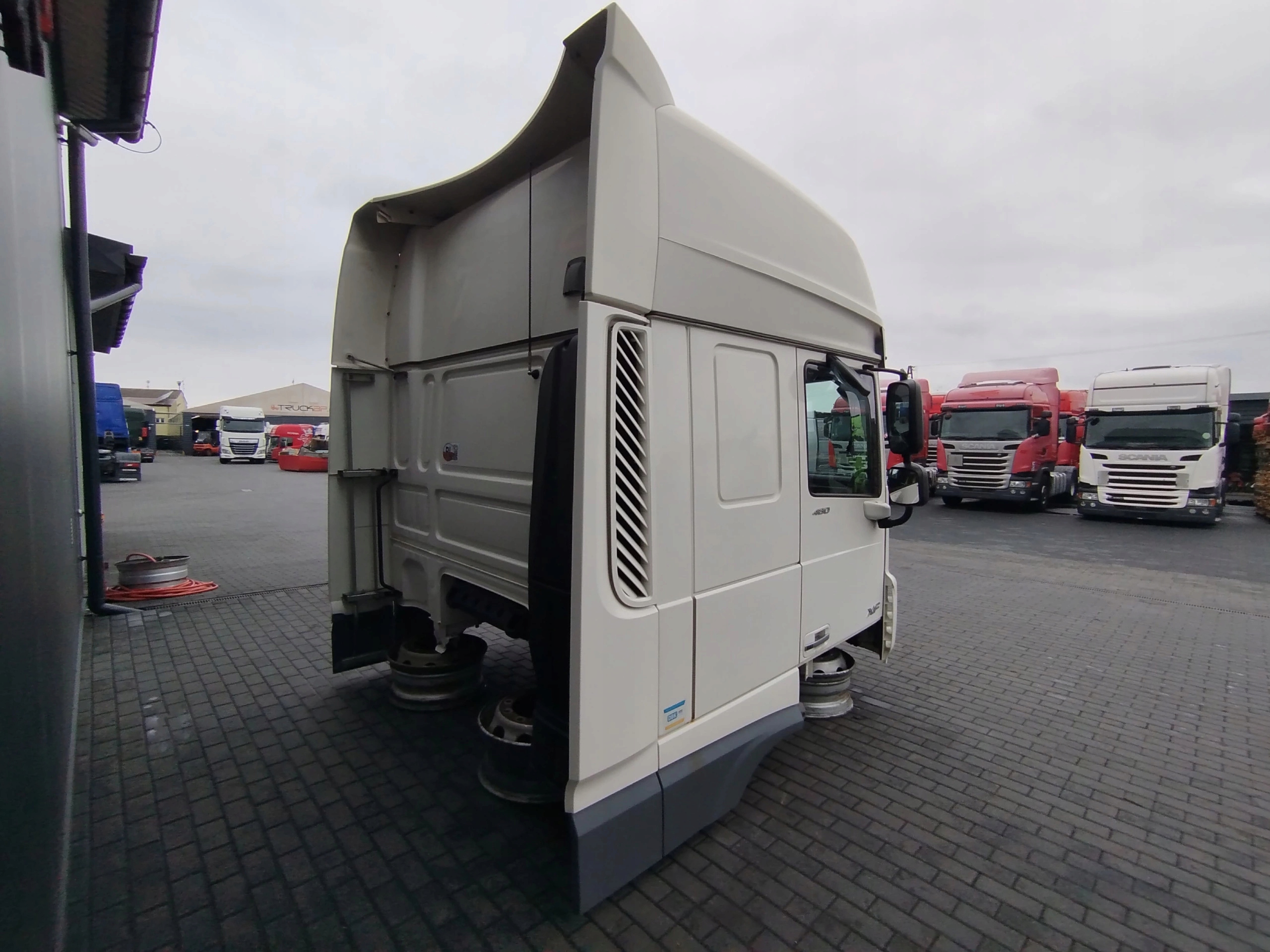 d3c0e2b1064765548080b33a499c4893