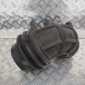 03a5bf761e94be782e6b3ea91a8fca59