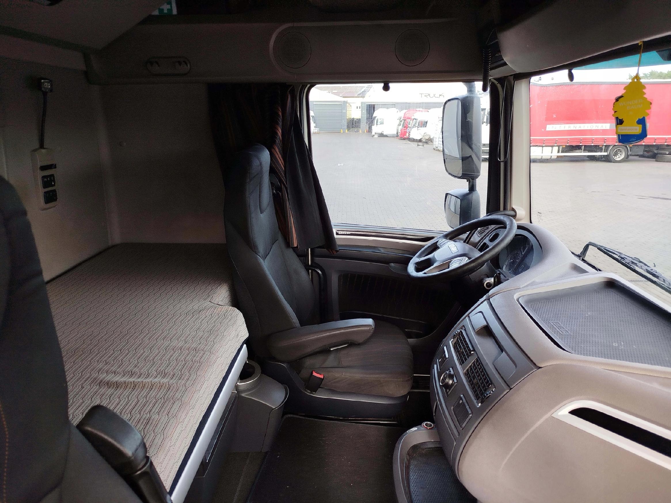 e23cb8effa8bf9f1dee303c20d5331af