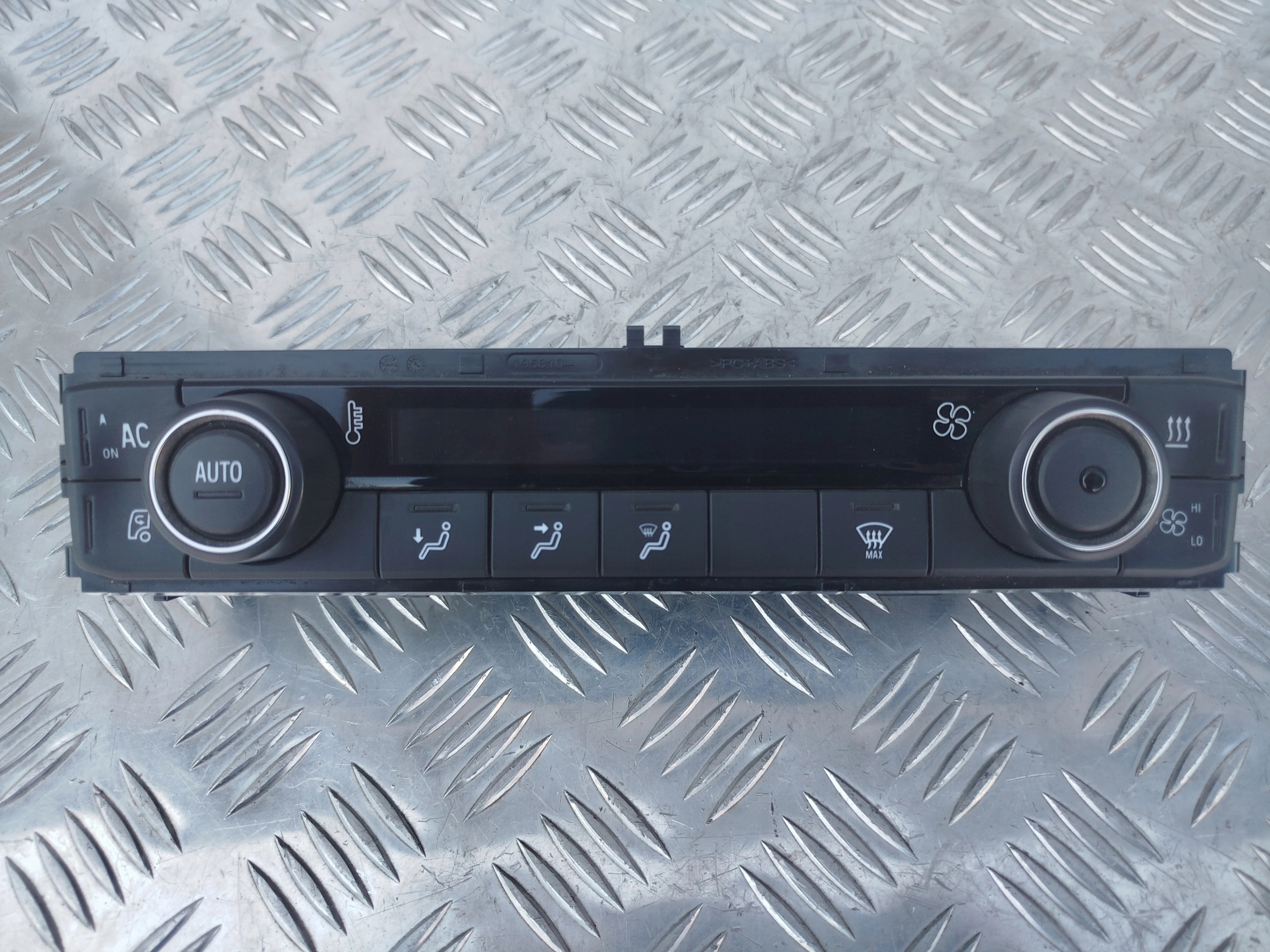 0d178a7828b52d34213860d7ee9dd10d