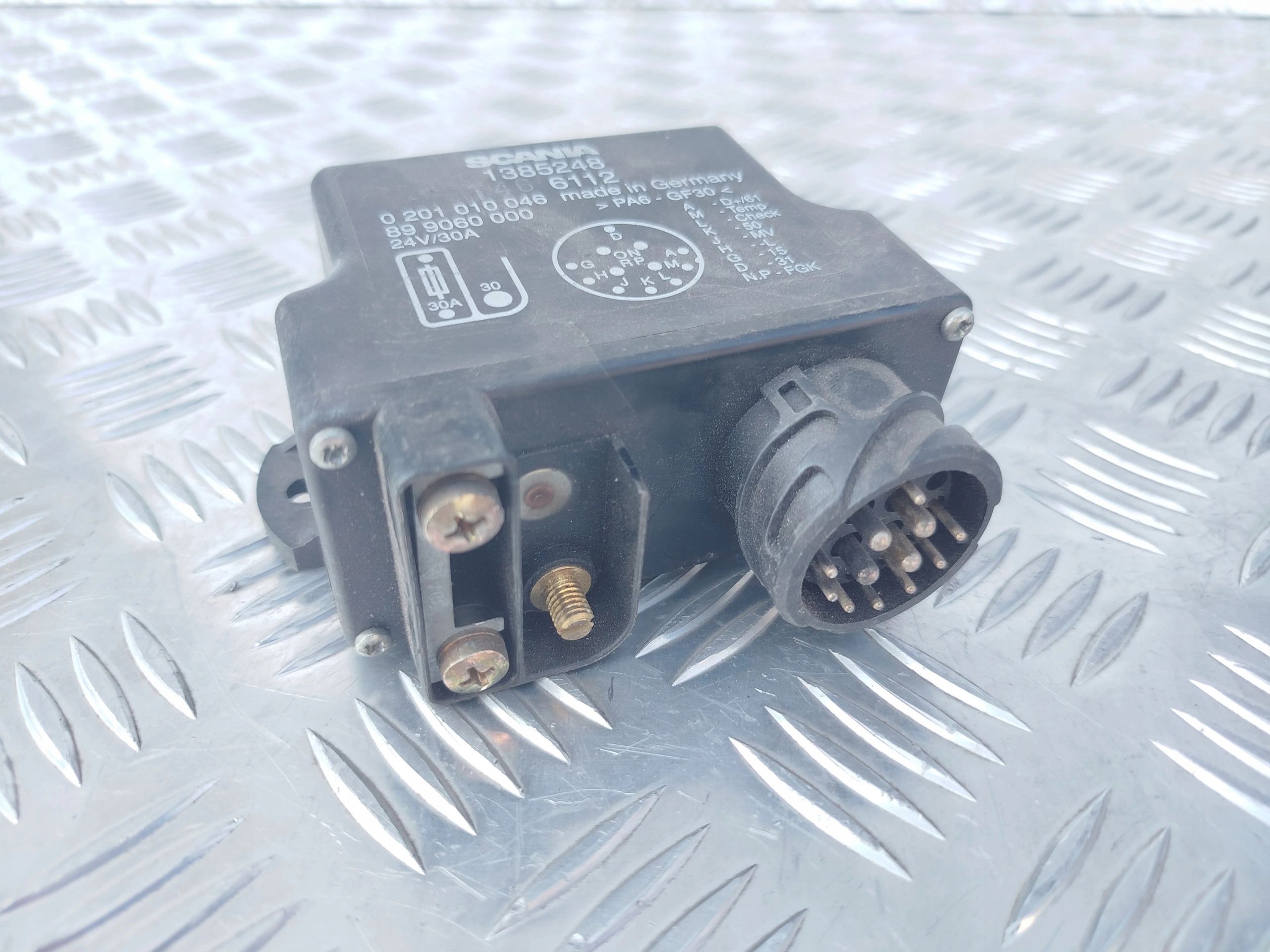 7a39f4464f38349d4144302dfe90d73b