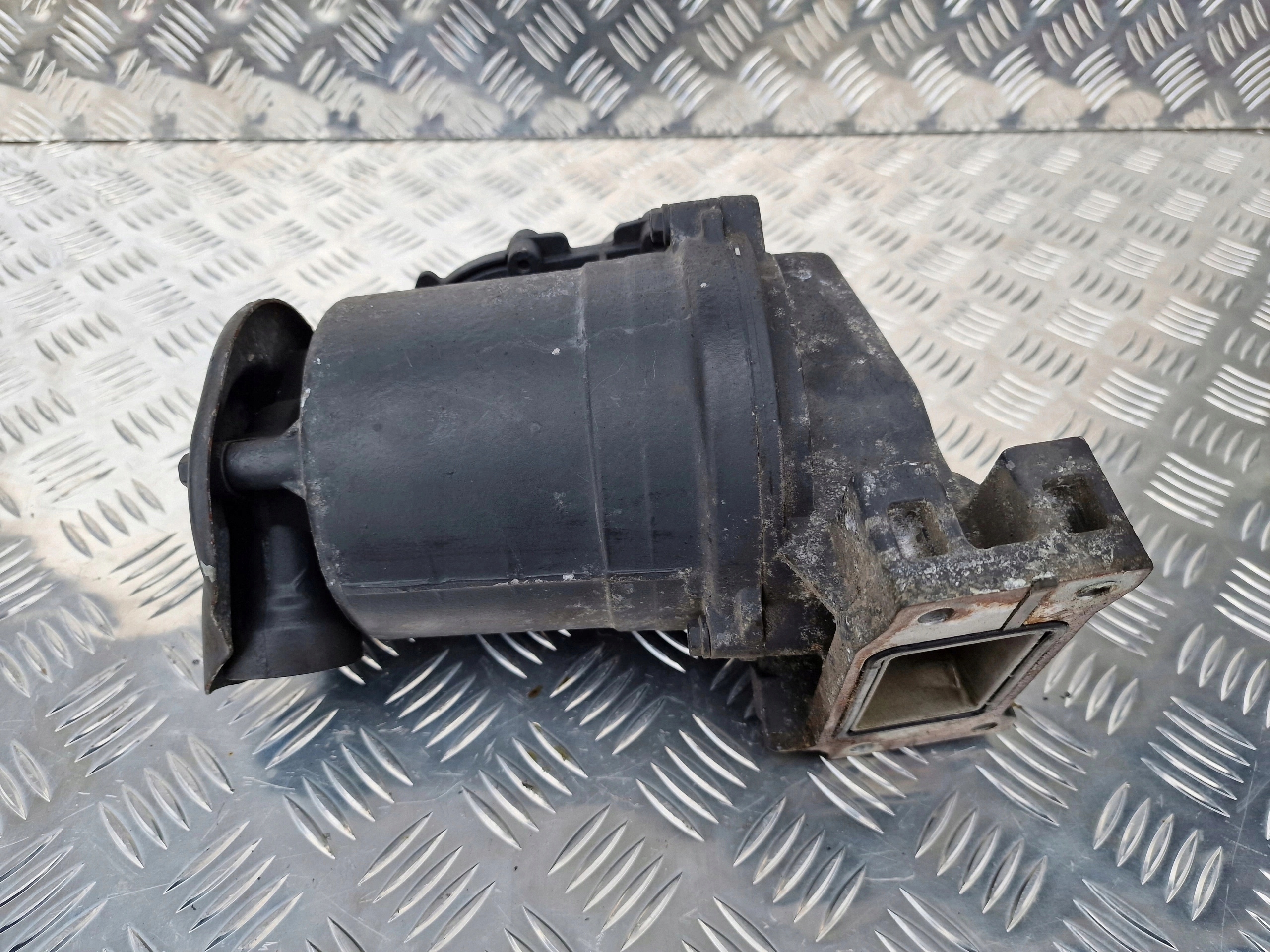 edee7c1b79d74fb4d48173db558b166e