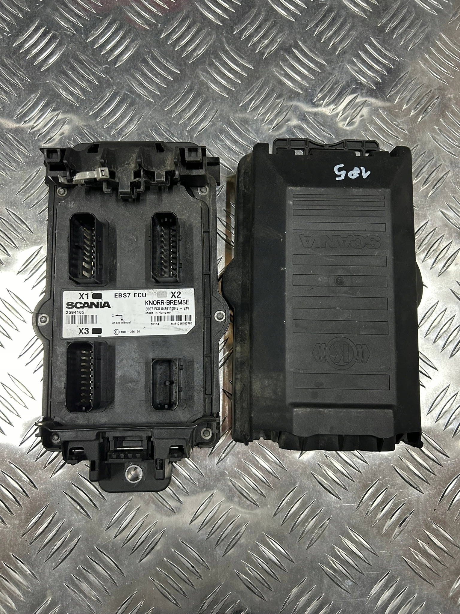 5a67a73f6930eb0f4204212f5688eeb9