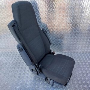 88b6f9b8405a9ab1b883e40f6f4c90ec