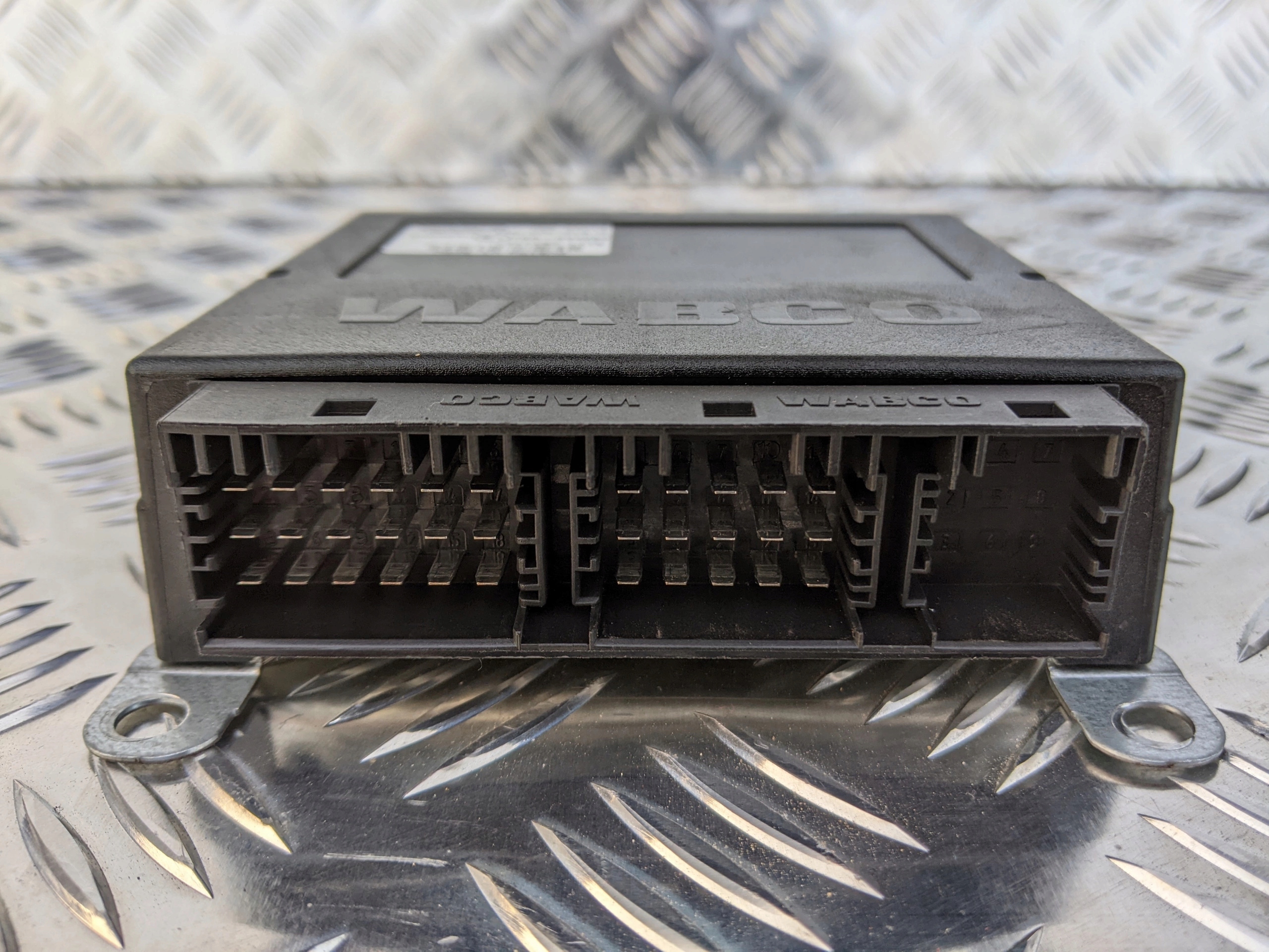 543490cce73402ba56f5229438f7b466