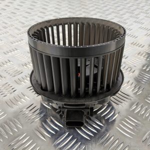 b99dbad045f370e0cc736a93563bd6c1