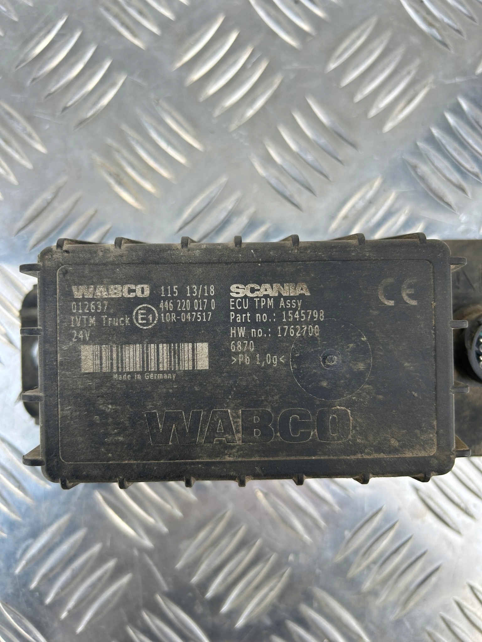 333977544abf5371e7e3e63d9e26f7bd