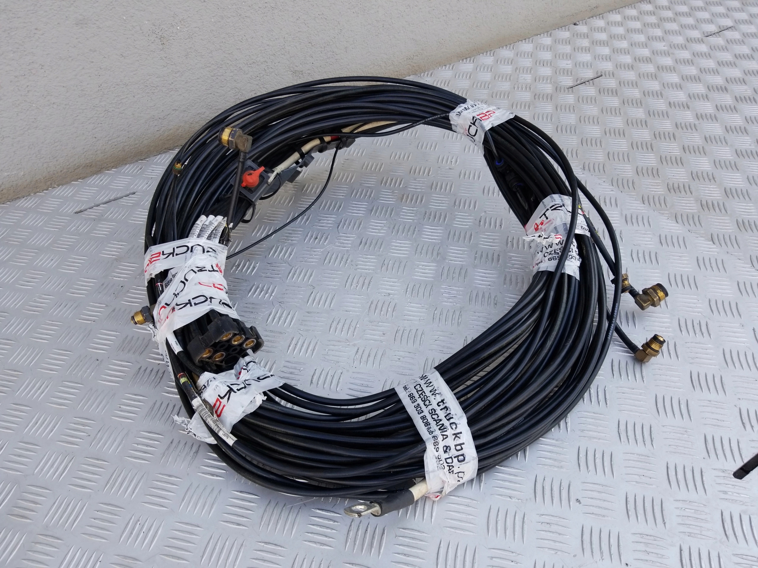 e563da190f9a2abdb655916d715f3eb0