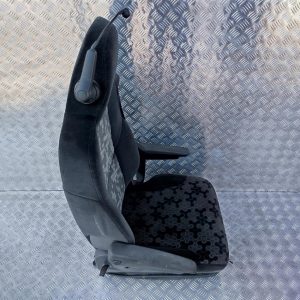 b9f166dc92965d1e07dbcf9d9a03ef3f