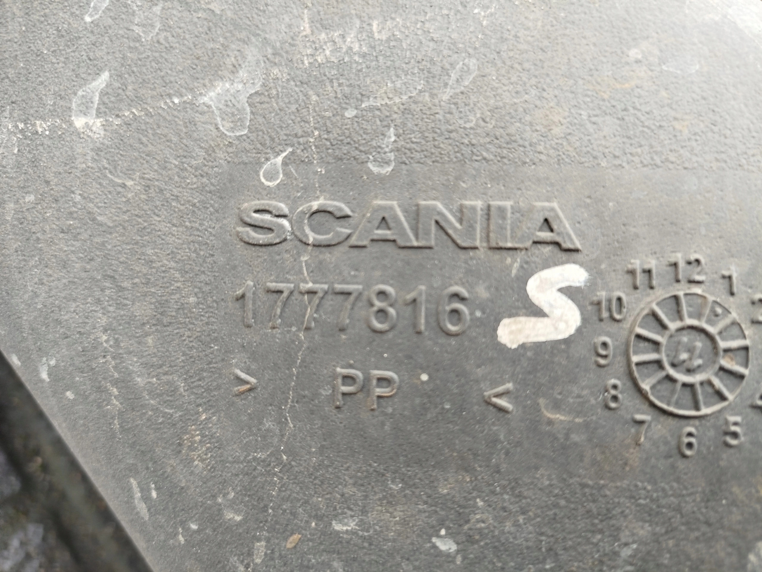 2205a42f9ba9893b8ebb5ce9eaa7b93b