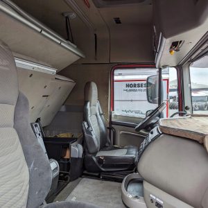 e4abb92c9a93eeb330cf0d6553d852be