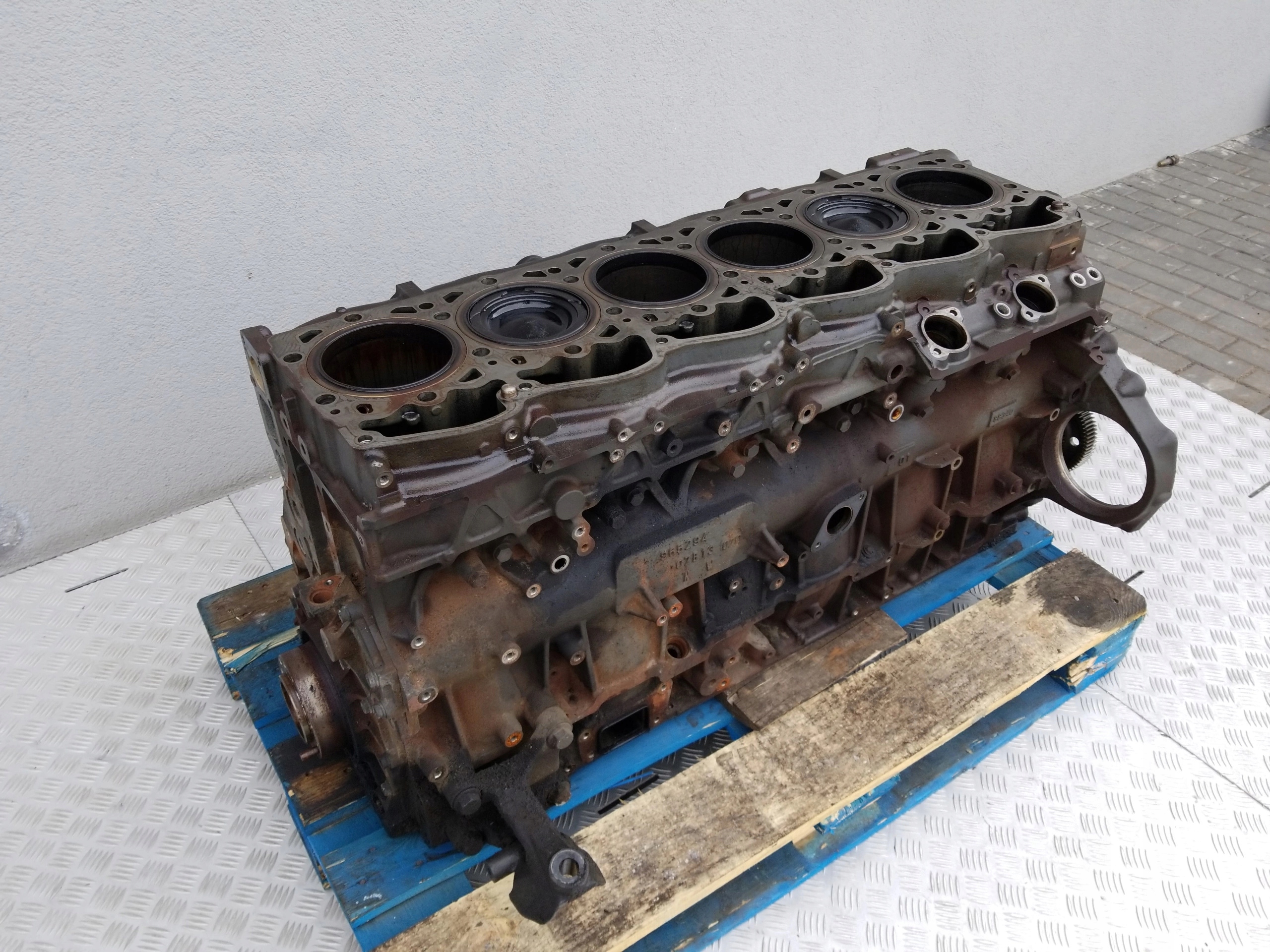 3e7b6ef322d31bdd77e69a8813900bab