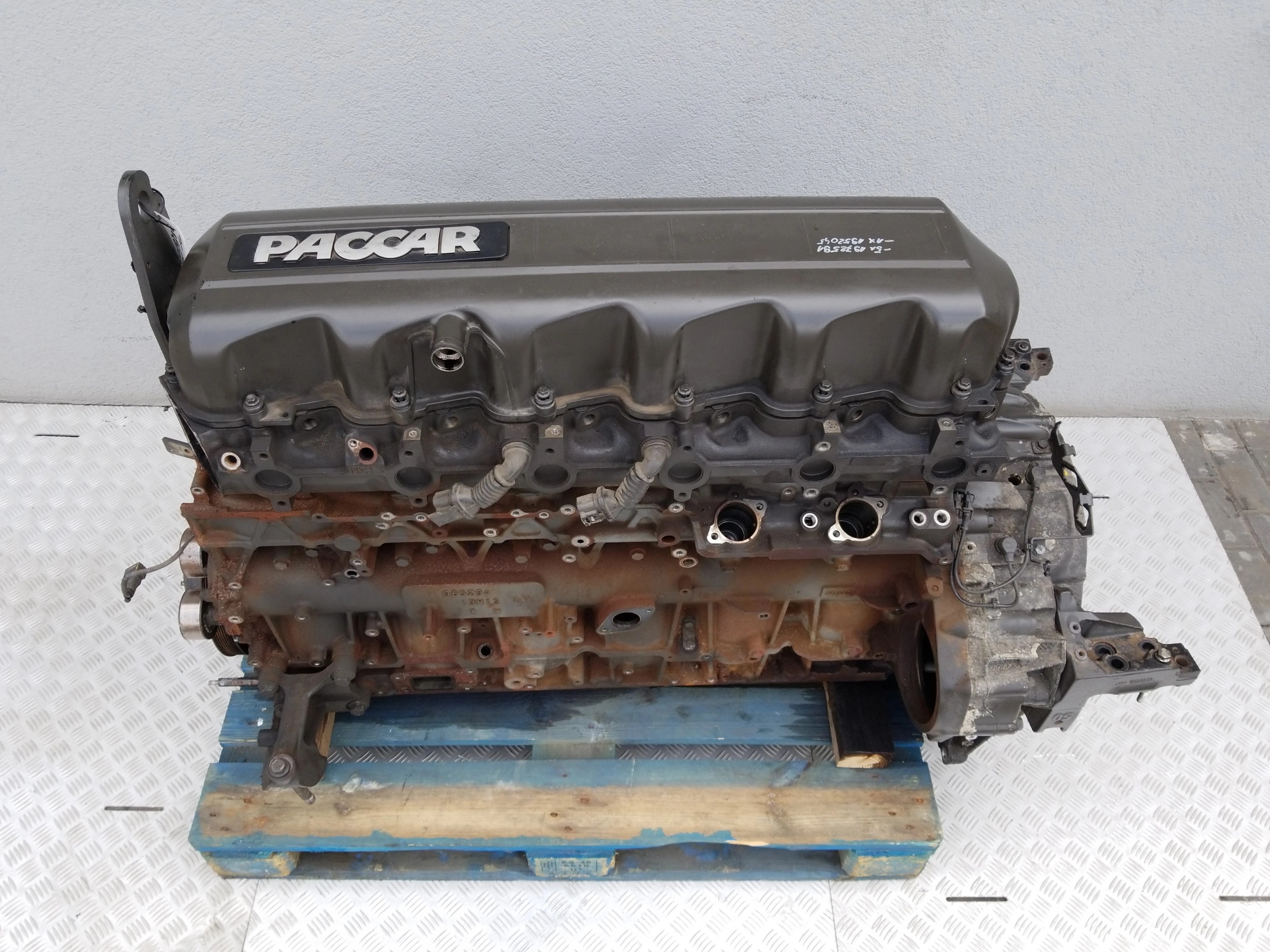 e725bdb13742a43f868cec8d8e7c789f